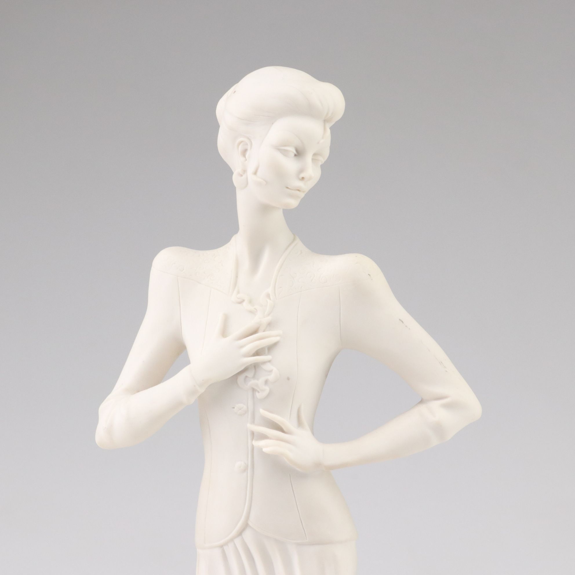 Giuseppe Armani "Lady with Flowers" Porcelain & Resin Figurine for Etrusca Arte