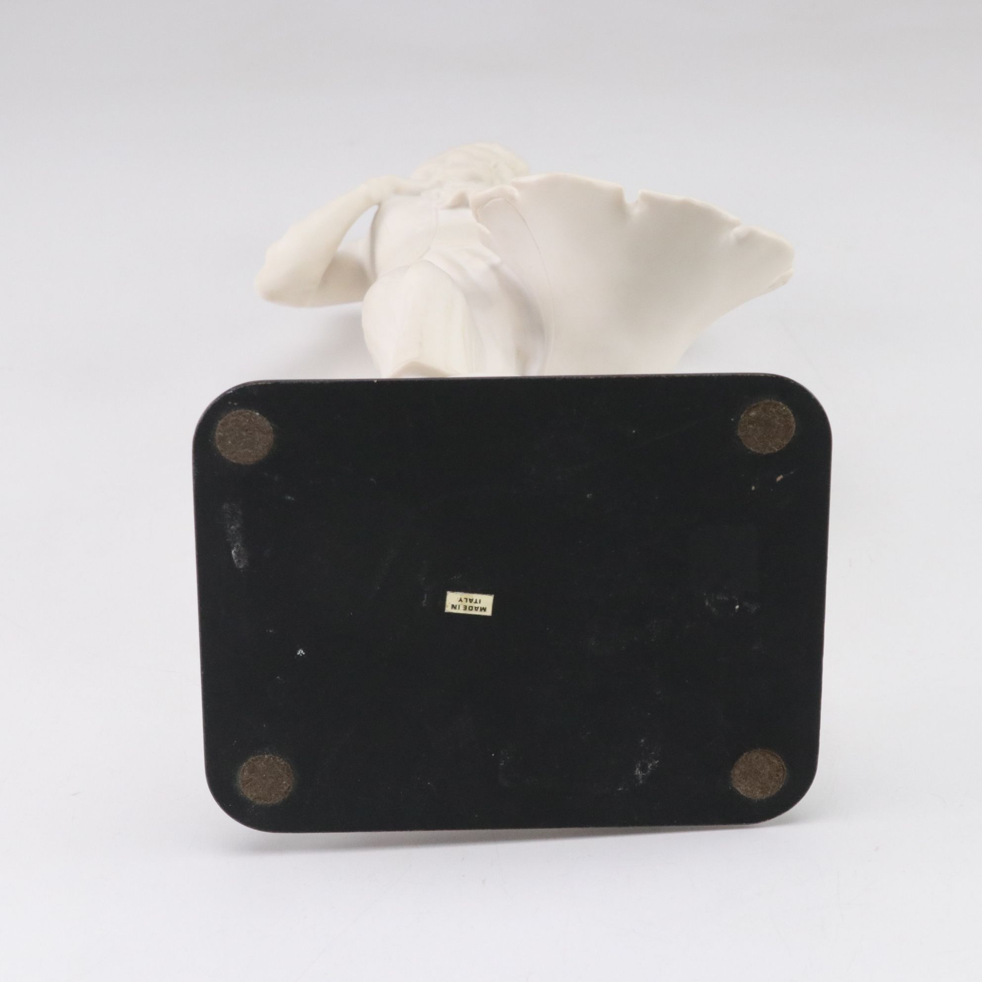 Giuseppe Armani "Lady with Flowers" Porcelain & Resin Figurine for Etrusca Arte