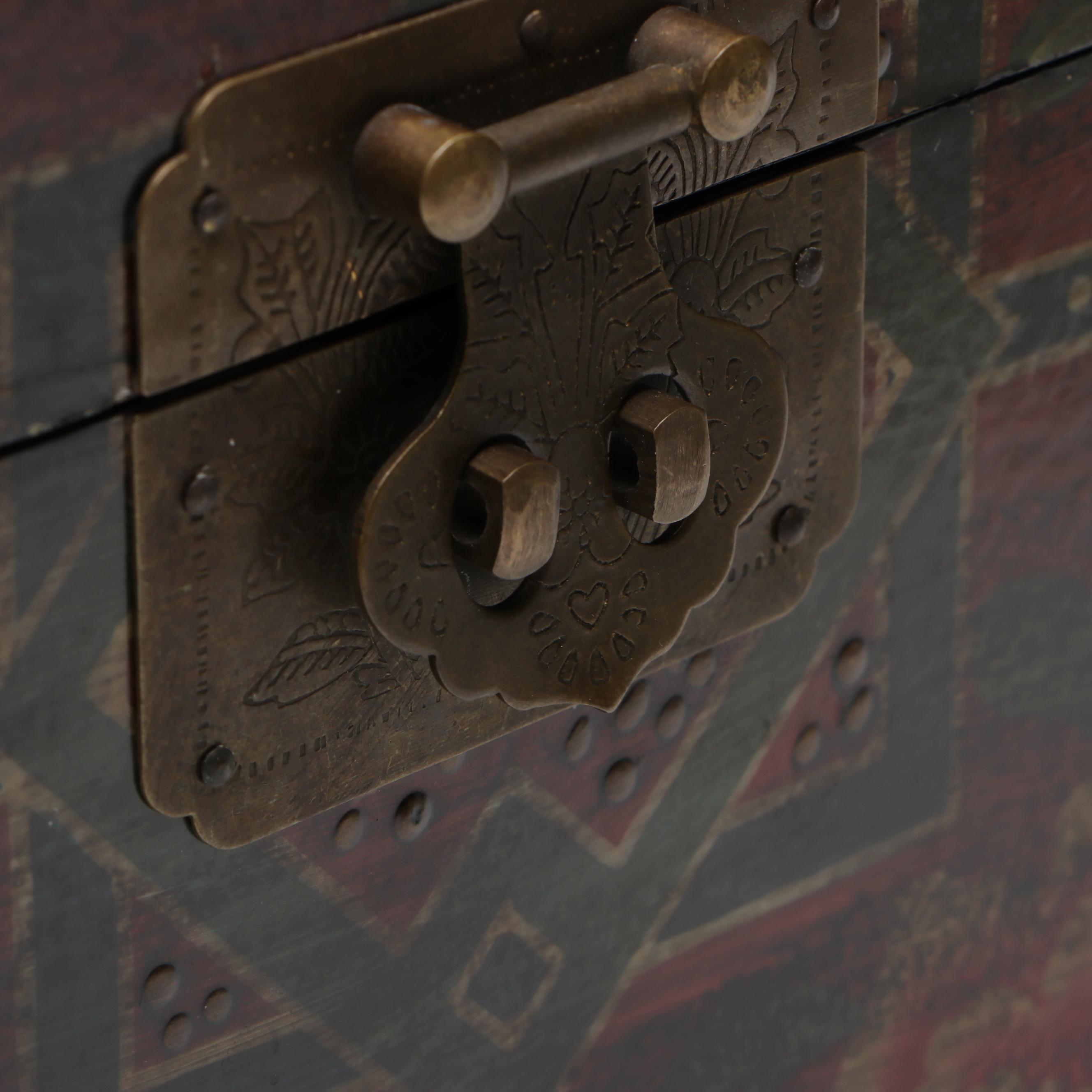 Chinese Lacquered Box with Dragon Design