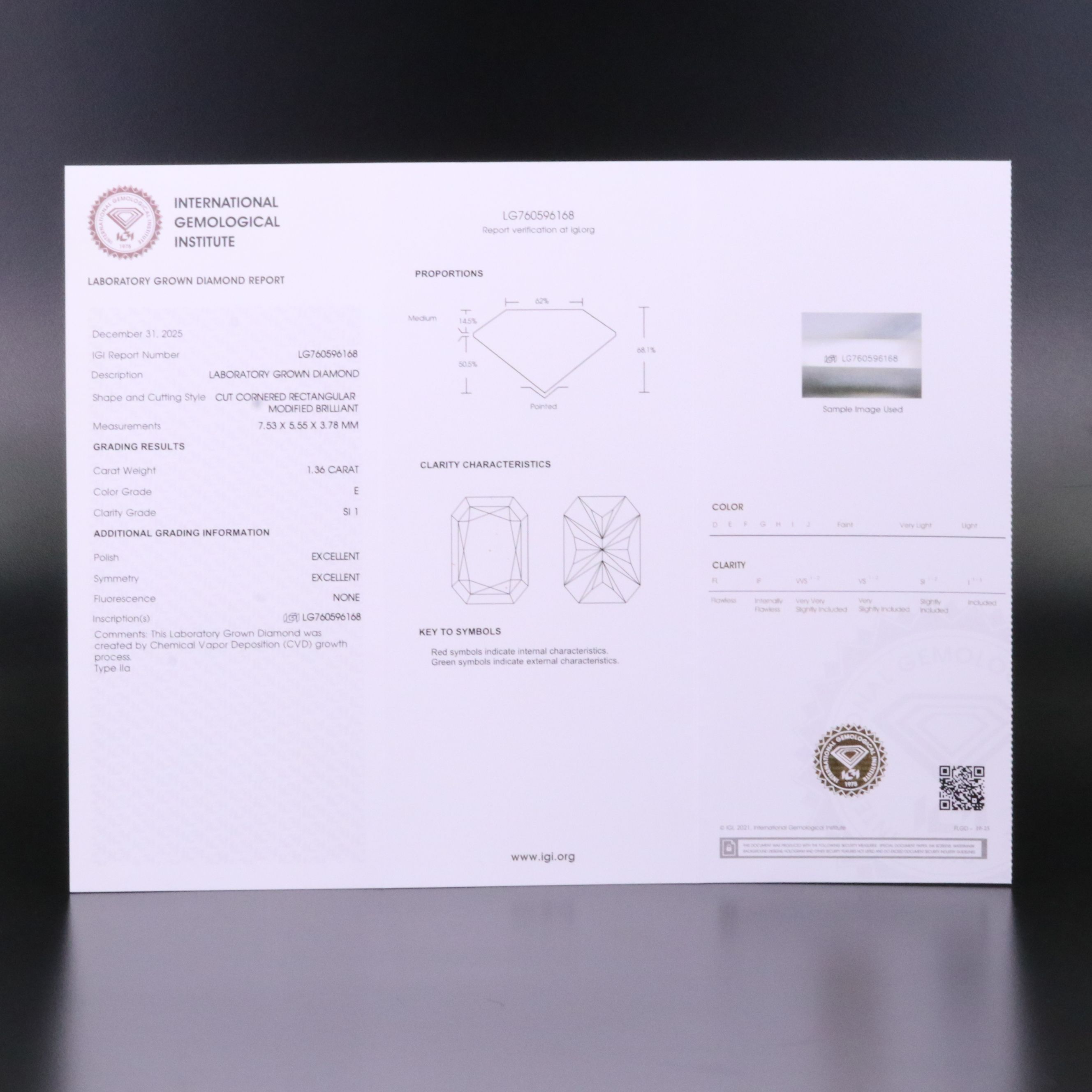 Loose 1.36 CT Lab Grown Diamond with IGI Report