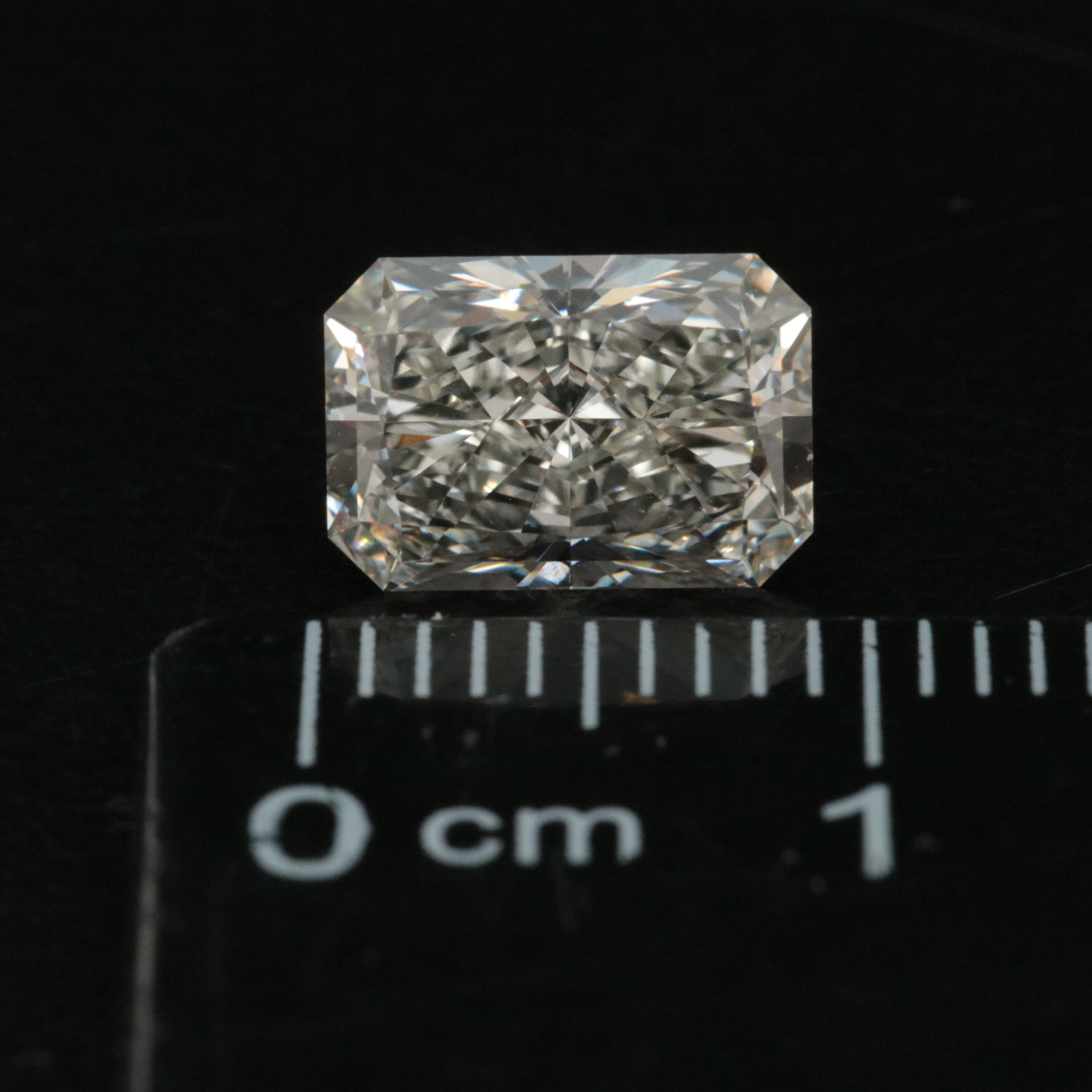 Loose 1.87 CT Lab Grown Diamond with IGI Report