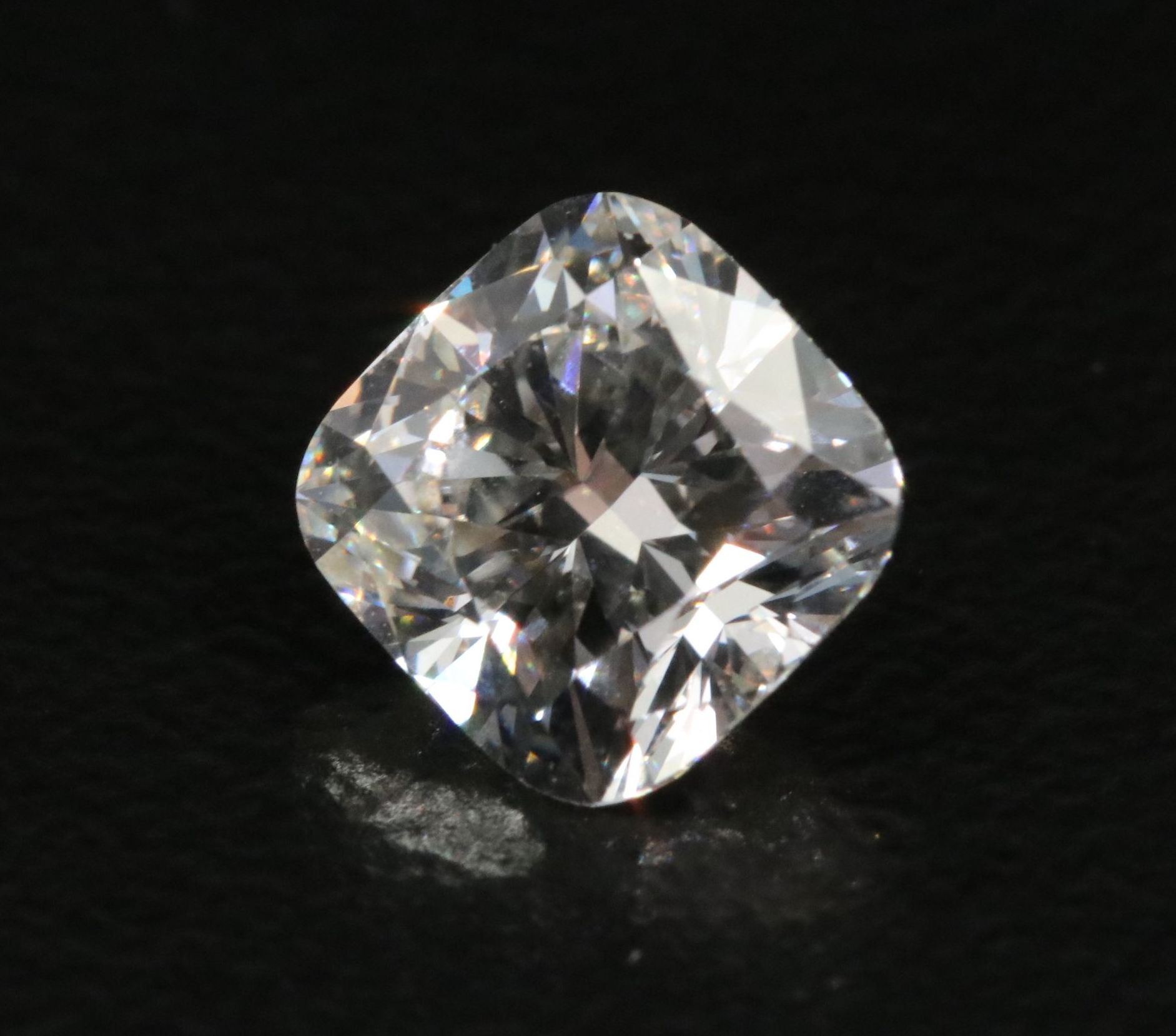 Loose 1.04 CT Lab Grown Diamond with IGI Report