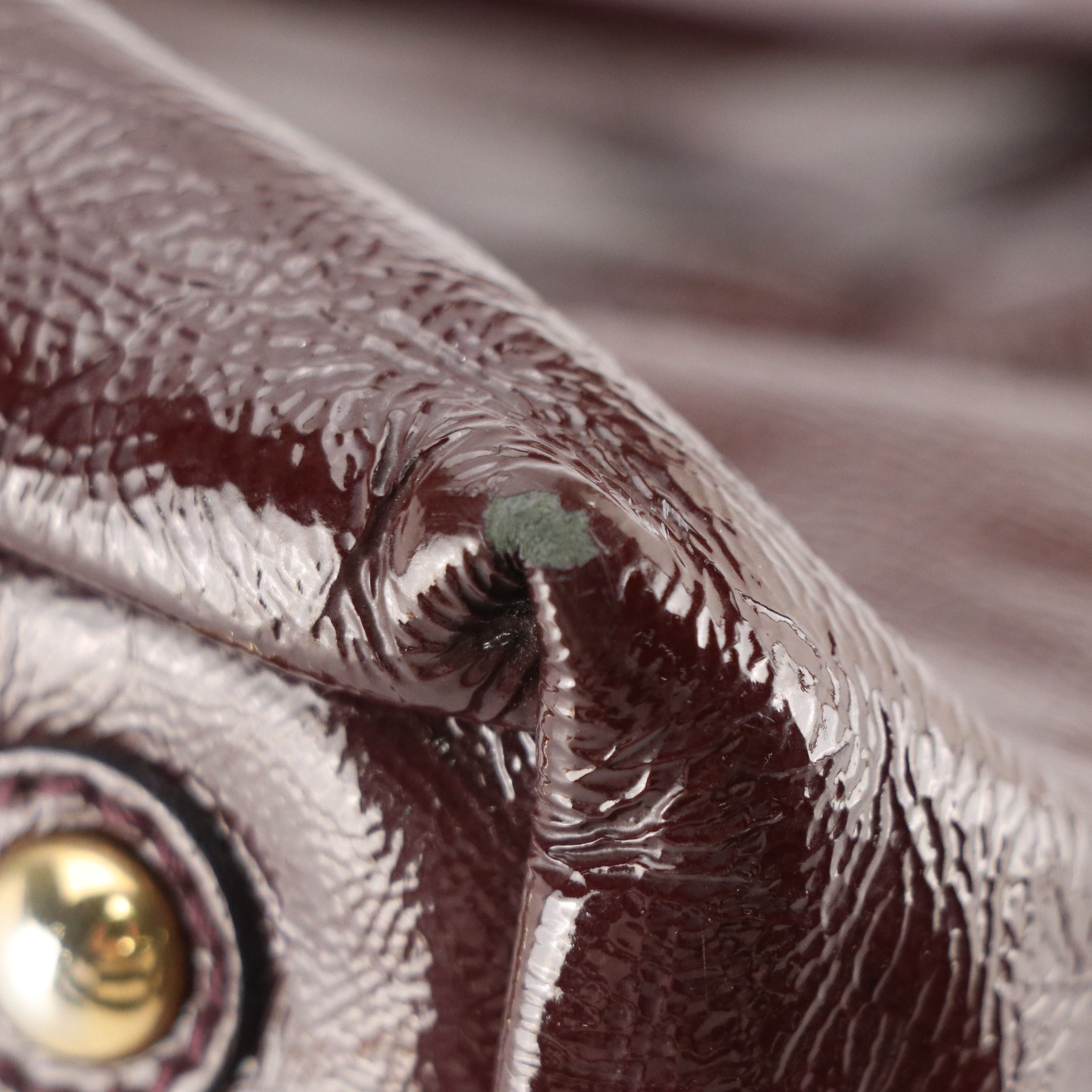 Yves Saint Laurent Easy Y Tote Bag in Burgundy Crinkled Patent Leather