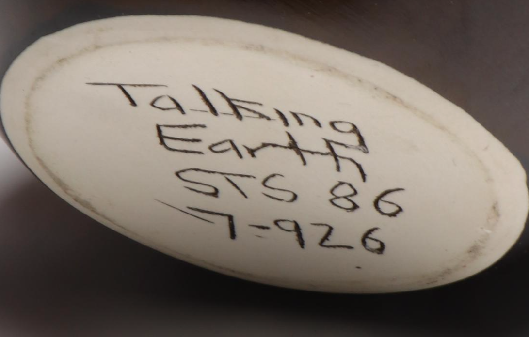 Steve T. Smith Talking Earth Sgraffito Mohawk Pottery, 1986