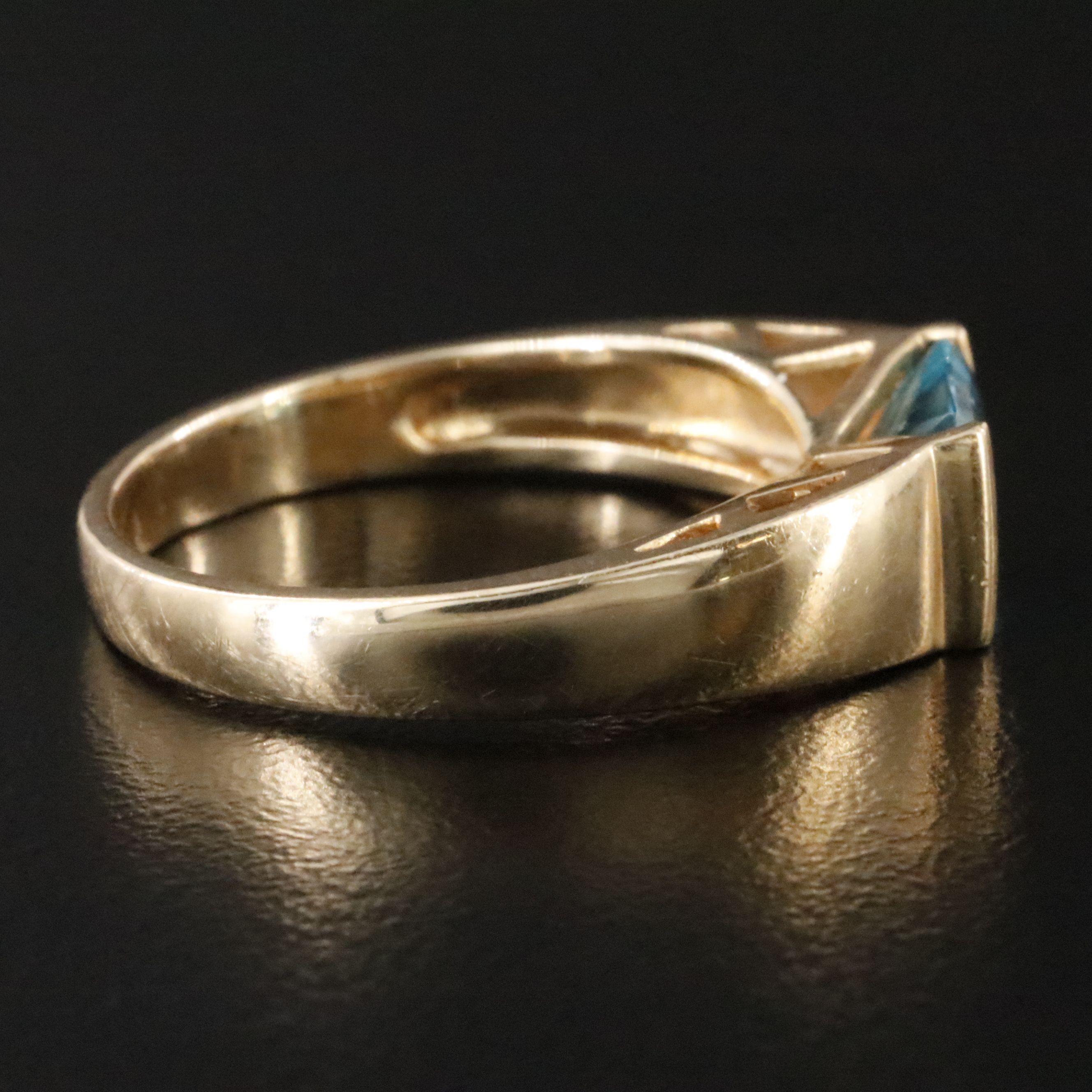 10K Topaz Ring