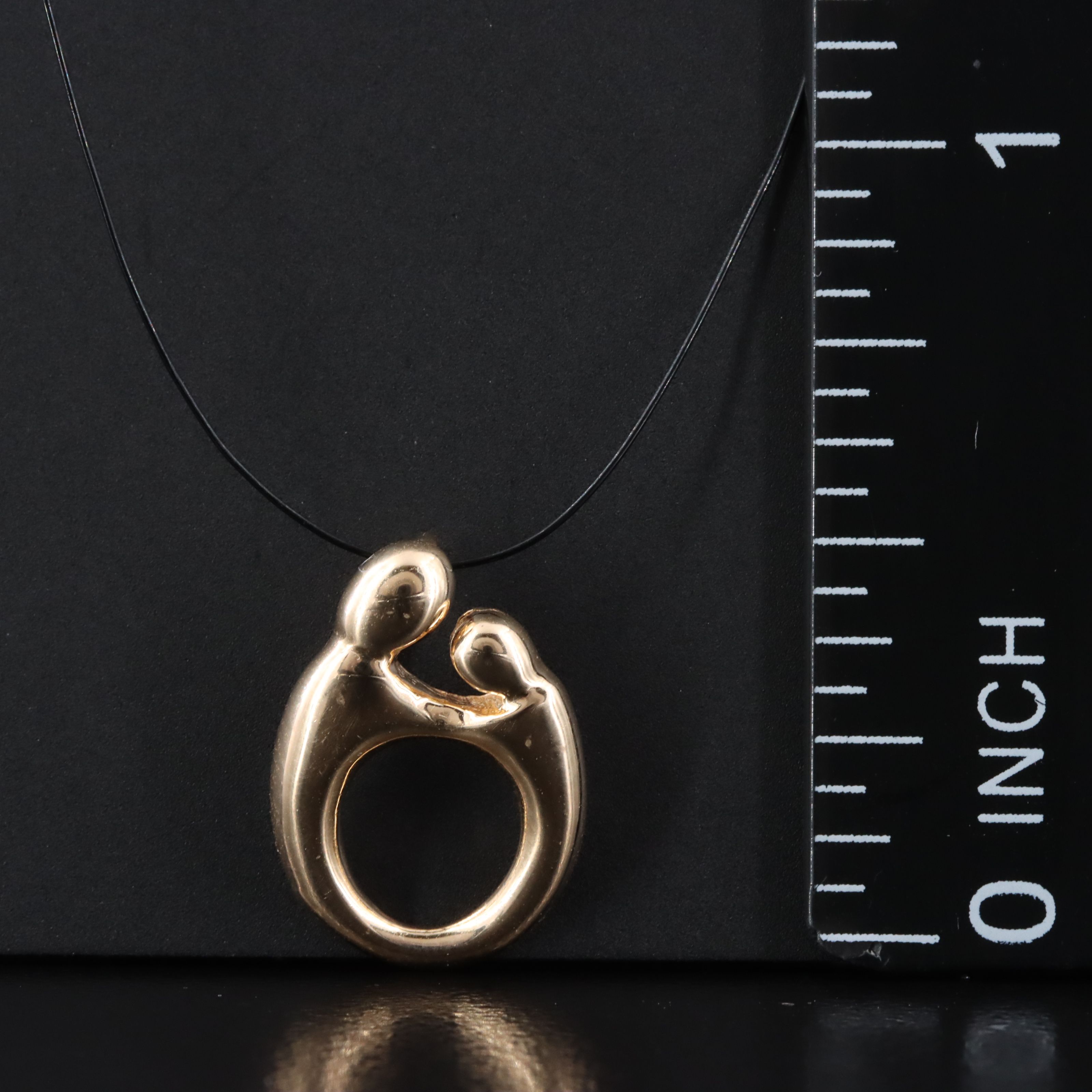14K Mother and Child Pendant