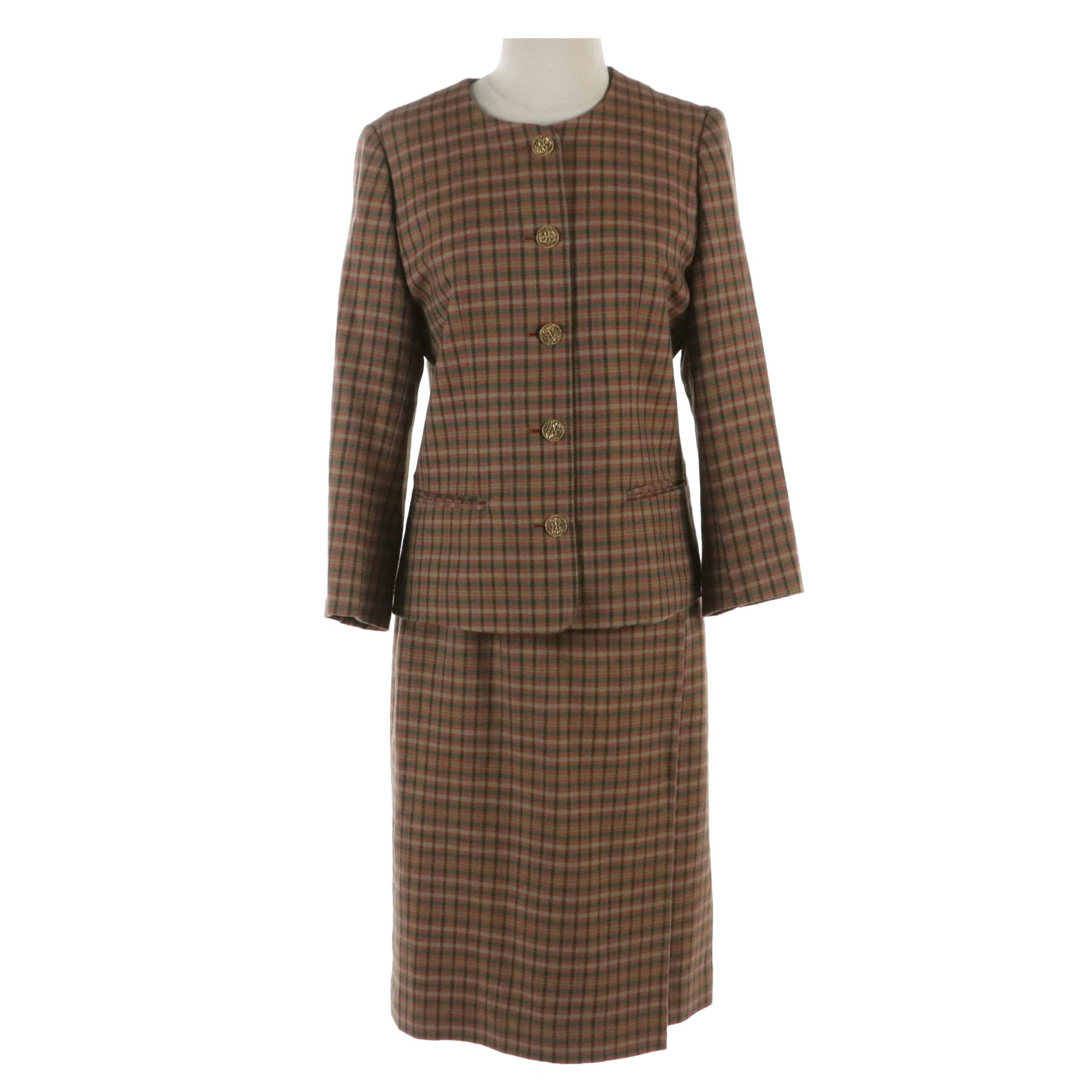 Burberrys Skirt Suit in Wool Plaid