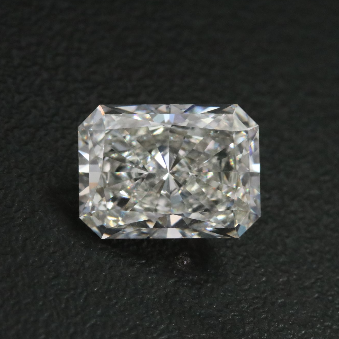 Loose 3.97 CT Lab Grown Diamond with IGI Report
