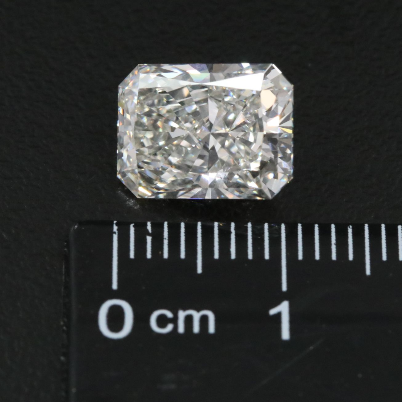 Loose 3.97 CT Lab Grown Diamond with IGI Report