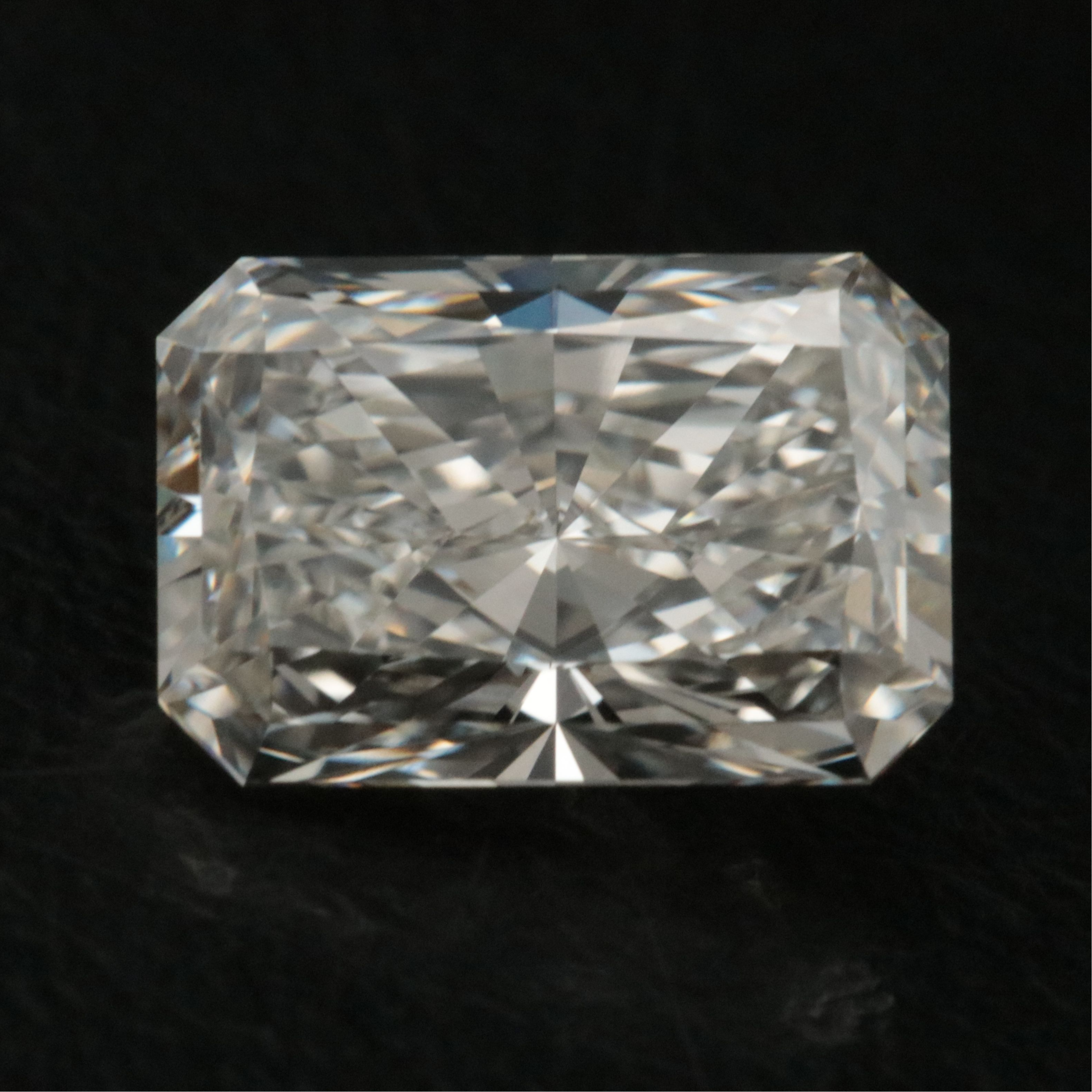 Loose 1.67 CT Lab Grown Diamond with IGI Report