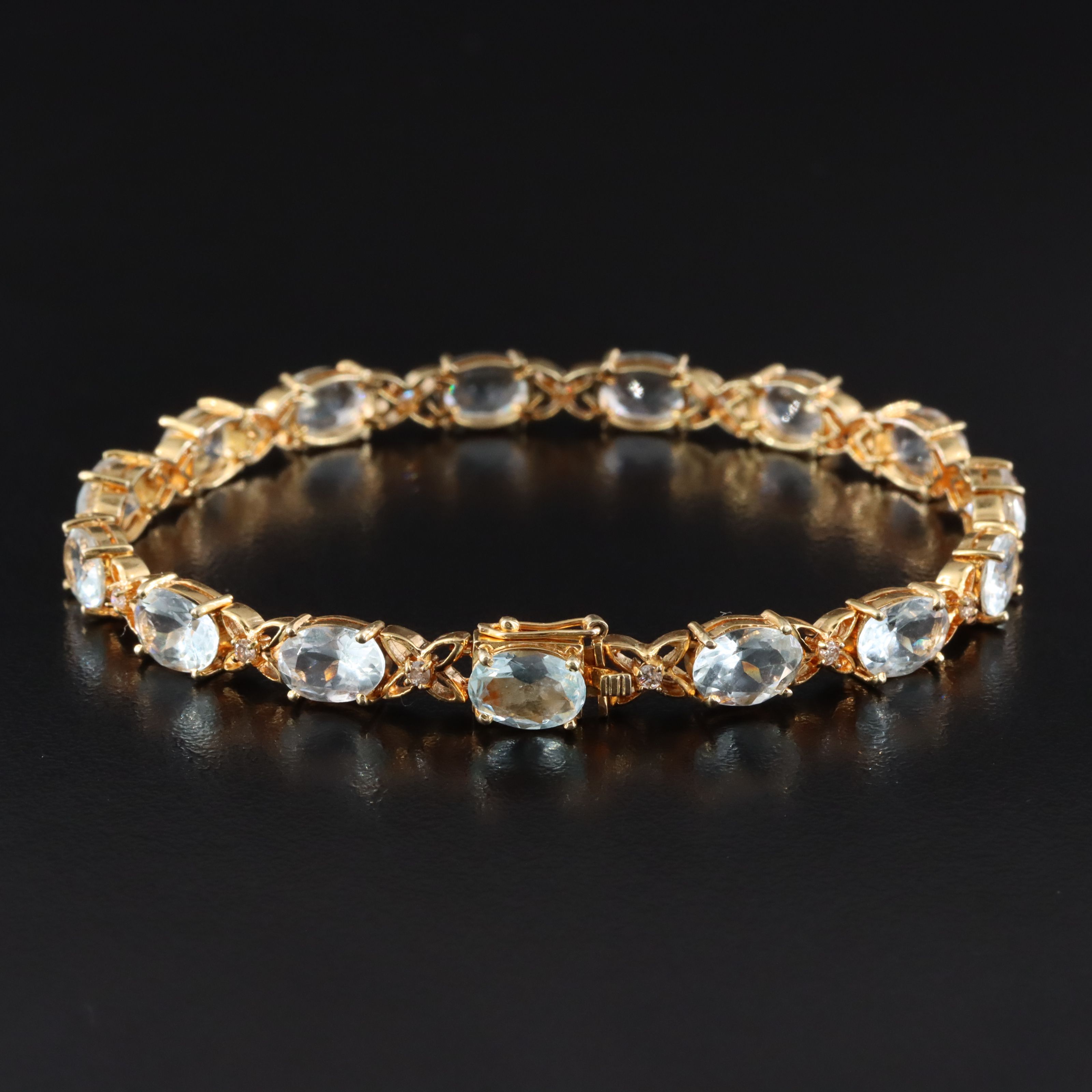 14K Aquamarine and Diamond Line Bracelet
