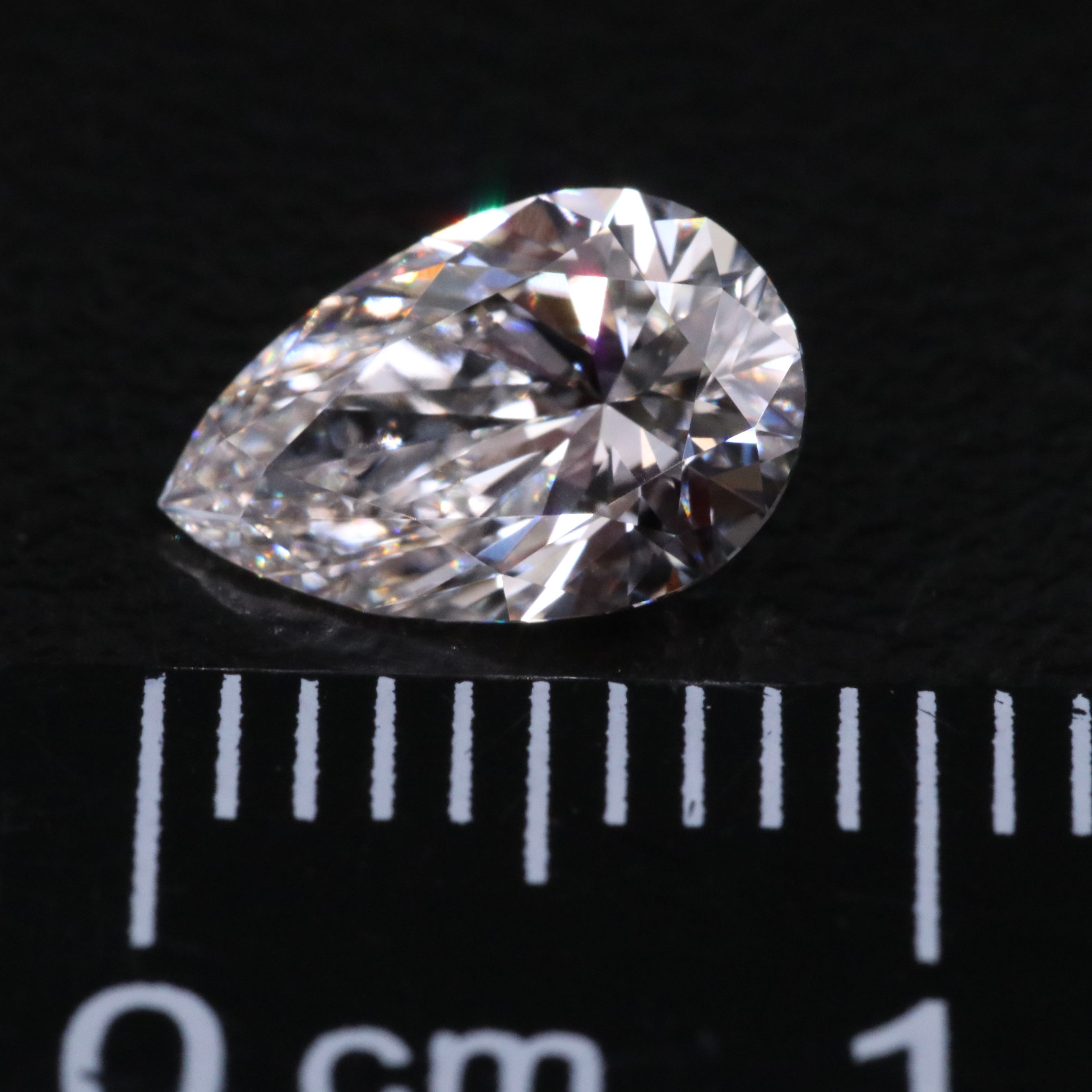 Loose 1.01 CT Lab Grown Diamond with IGI Report