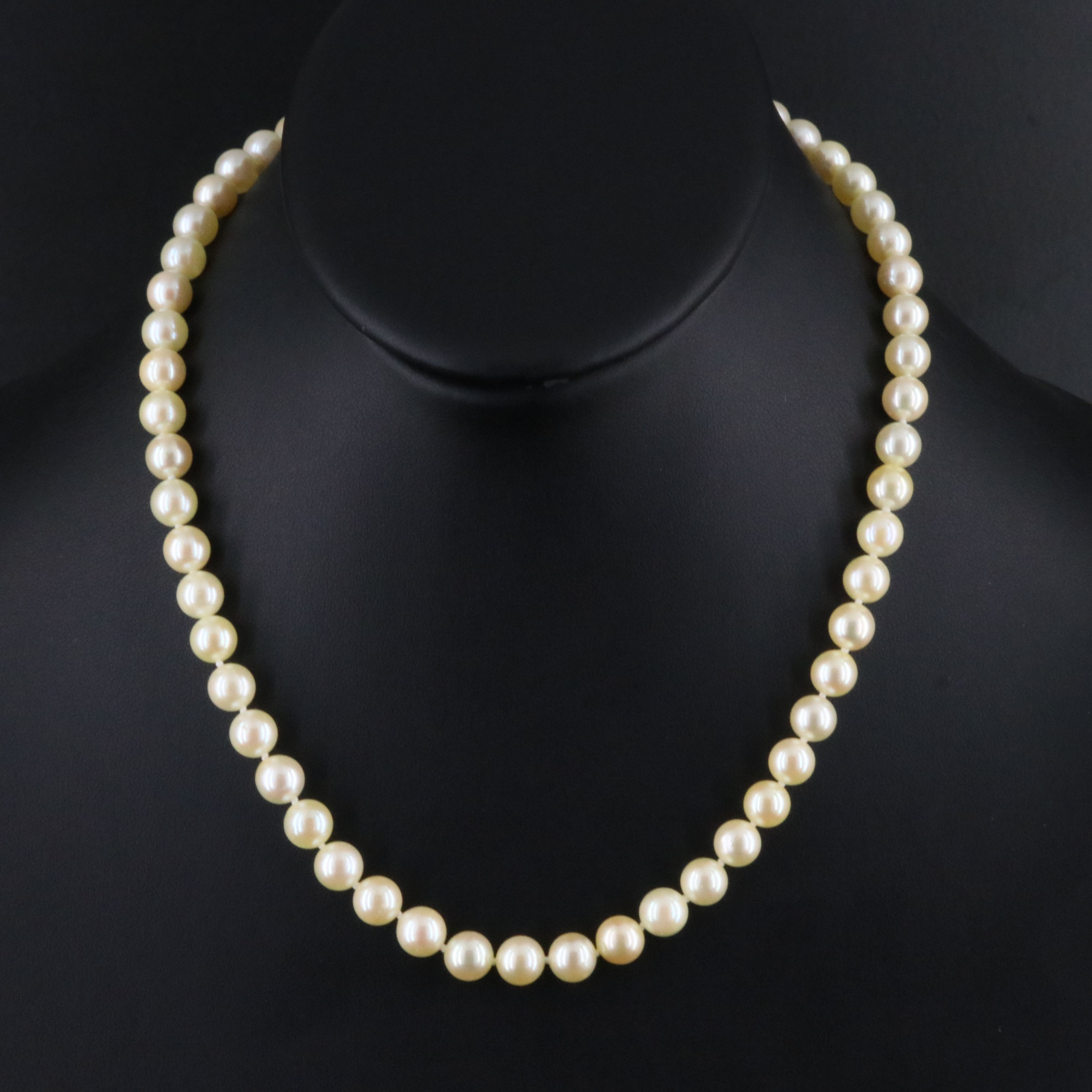 Pearl Necklace with 14K Clasp