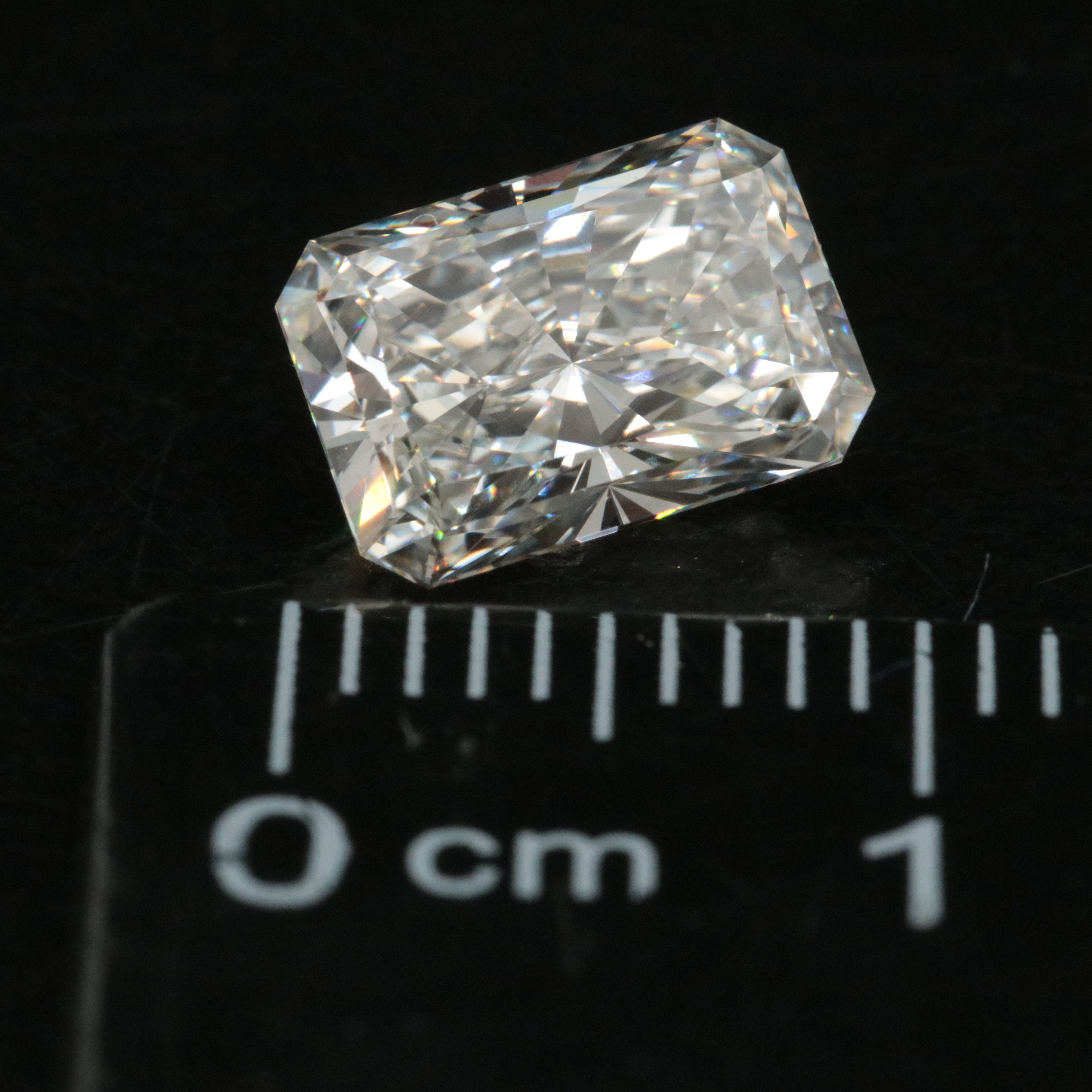 Loose 1.87 CT Lab Grown Diamond with IGI Report