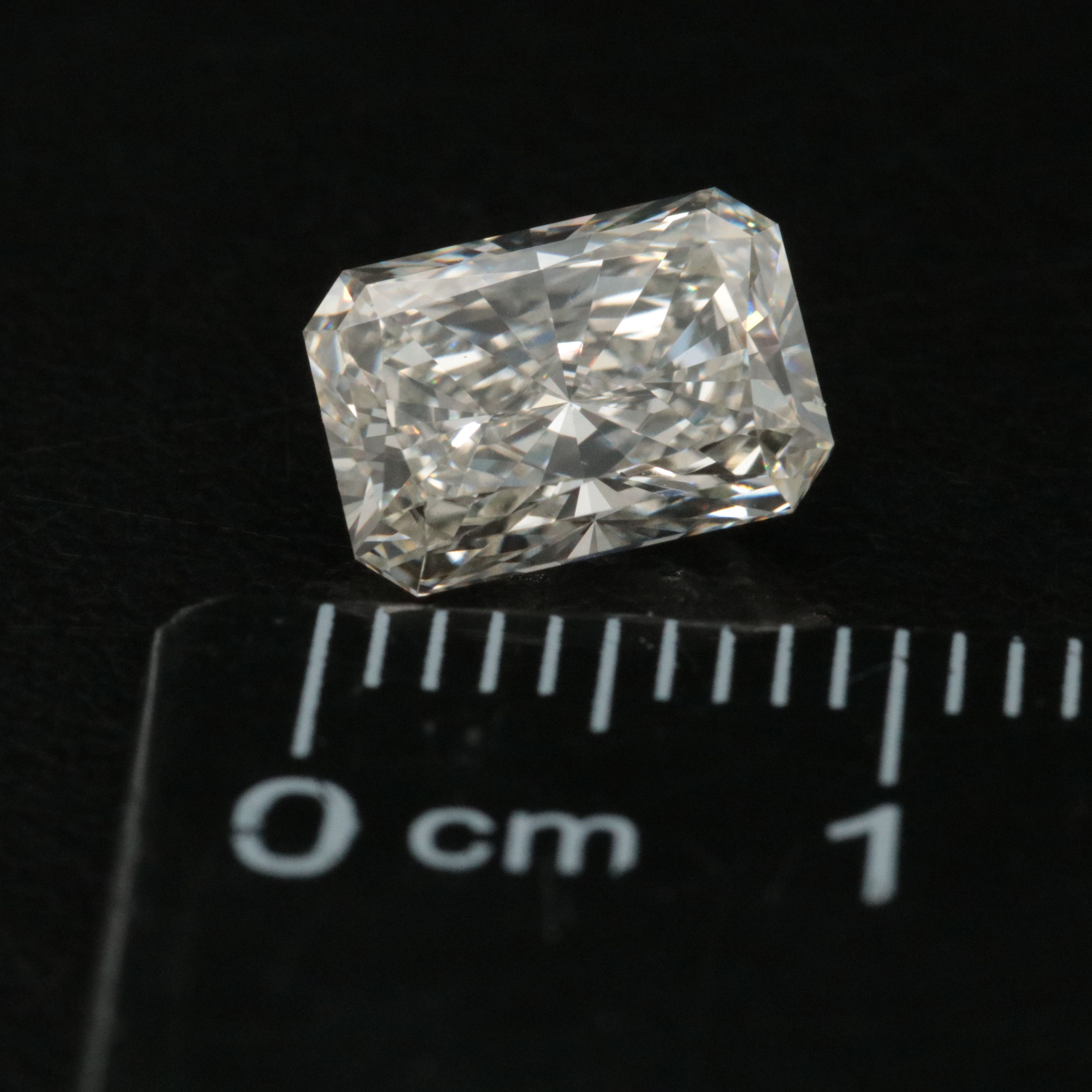 Loose 1.86 CT Lab Grown Diamond with IGI Report
