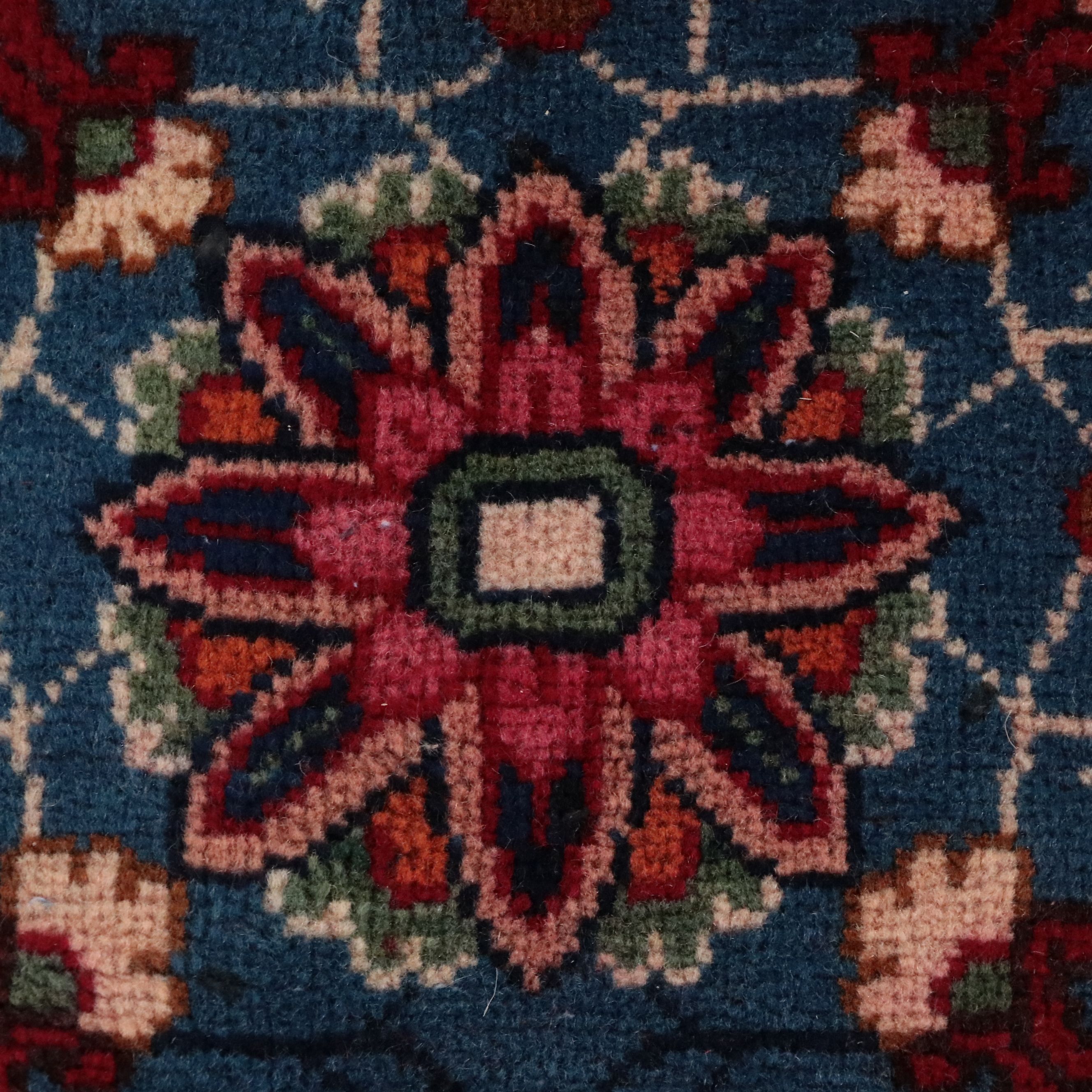 8'9 x 11'10 Hand-Knotted Persian Mashhad Area Rug