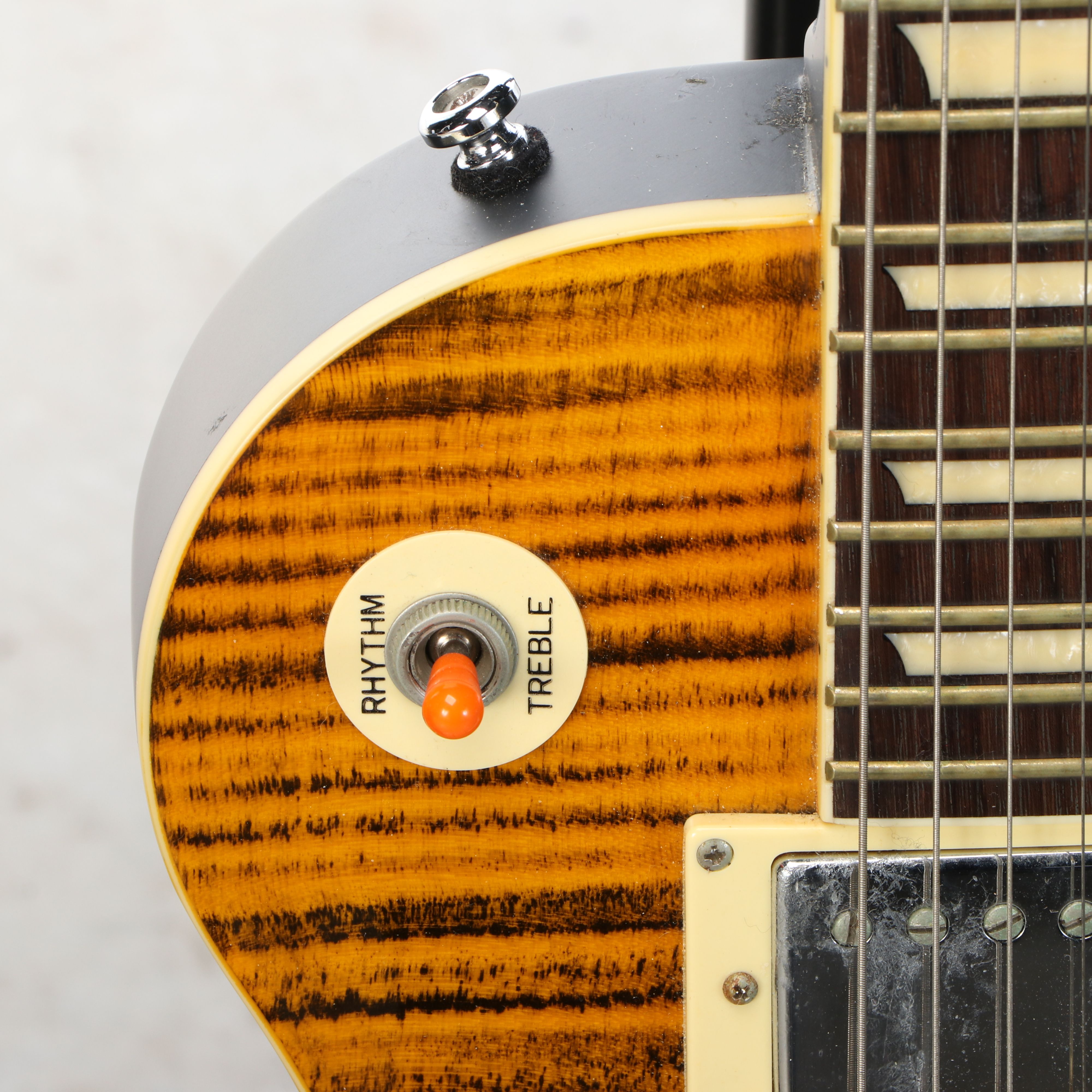 Epiphone Joe Perry "Boneyard" Electric Guitar with Crate GLX30 Amplifier