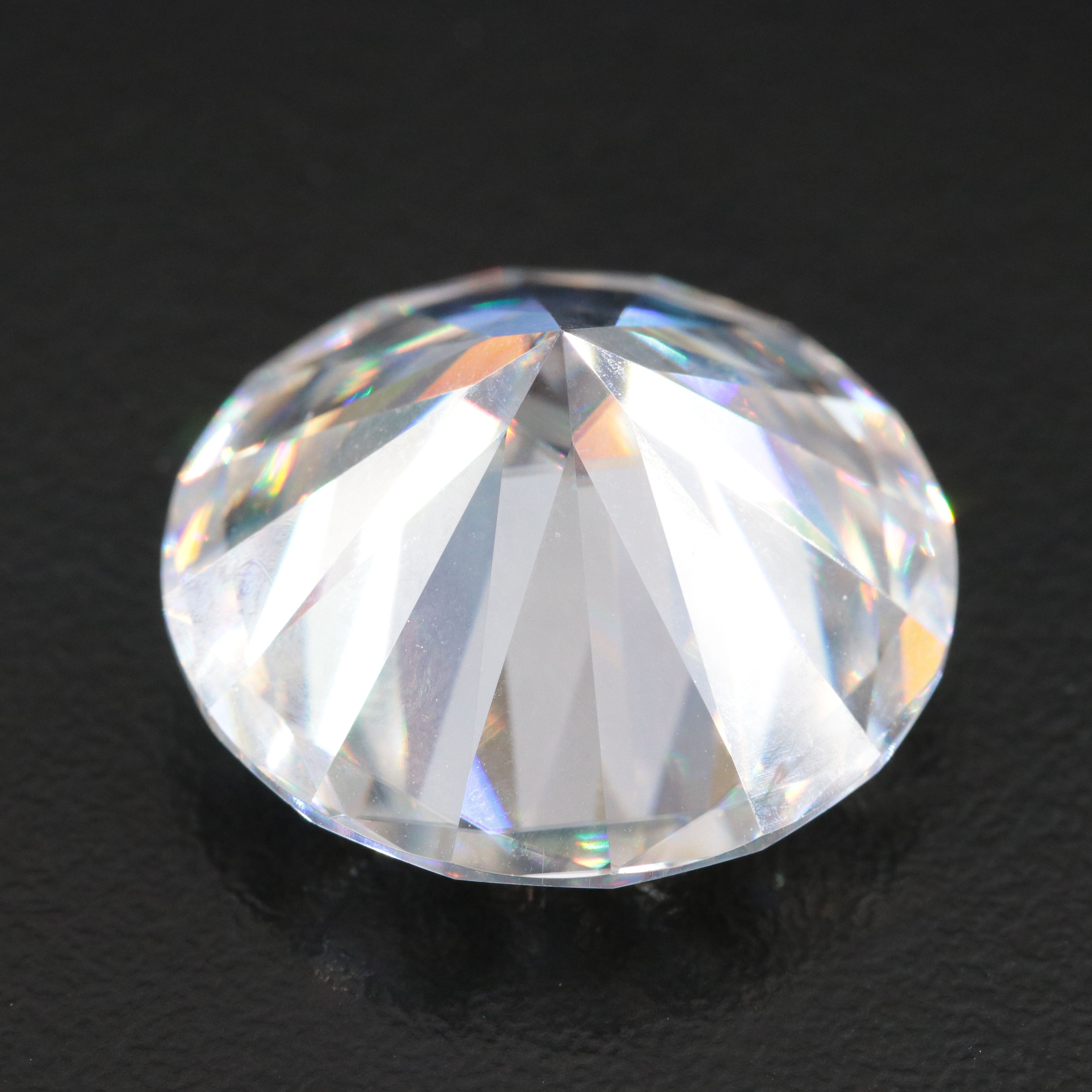 Loose 27.16 CT Moissanite