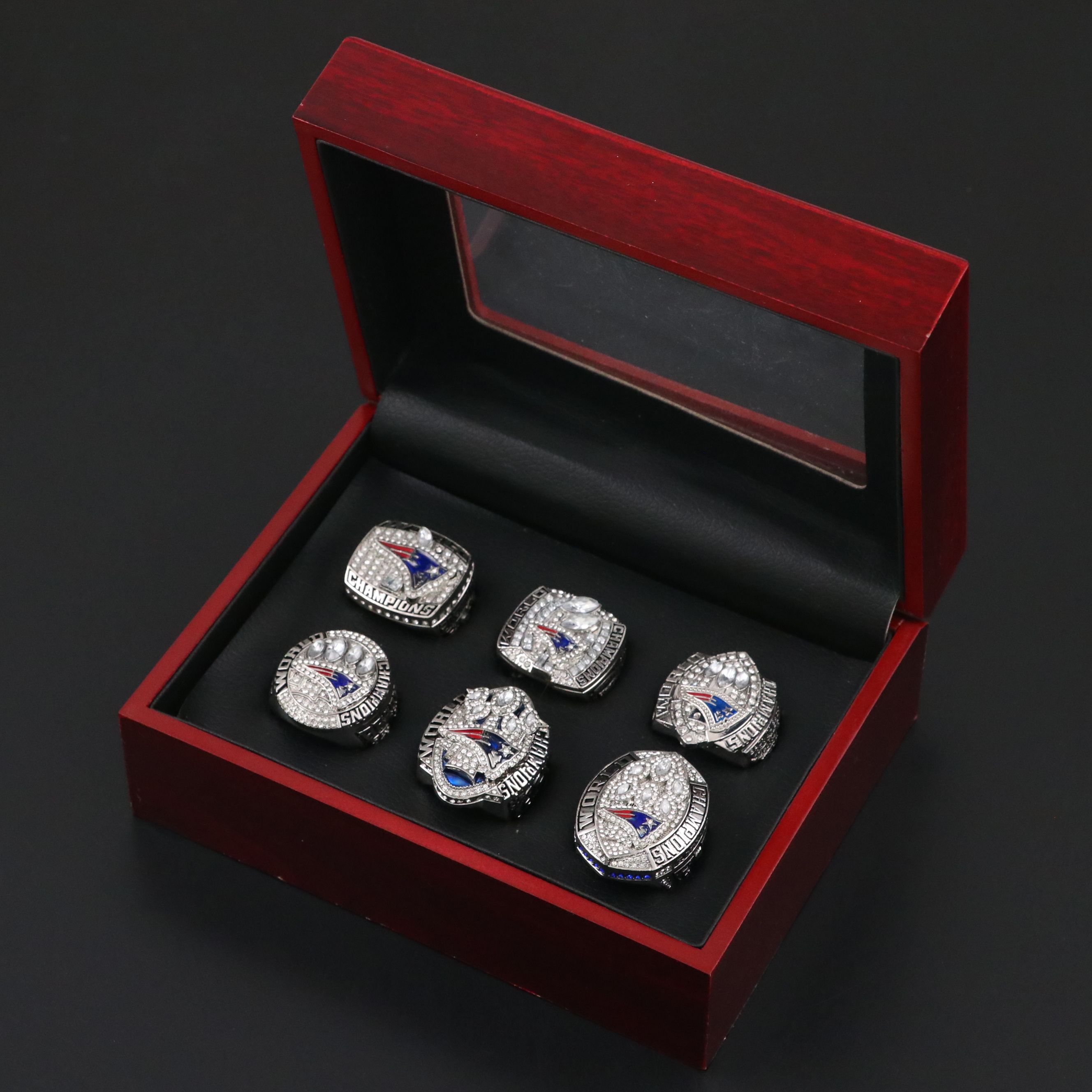 Replica Tom Brady New England Patriots Super Bowl Rings with Display
