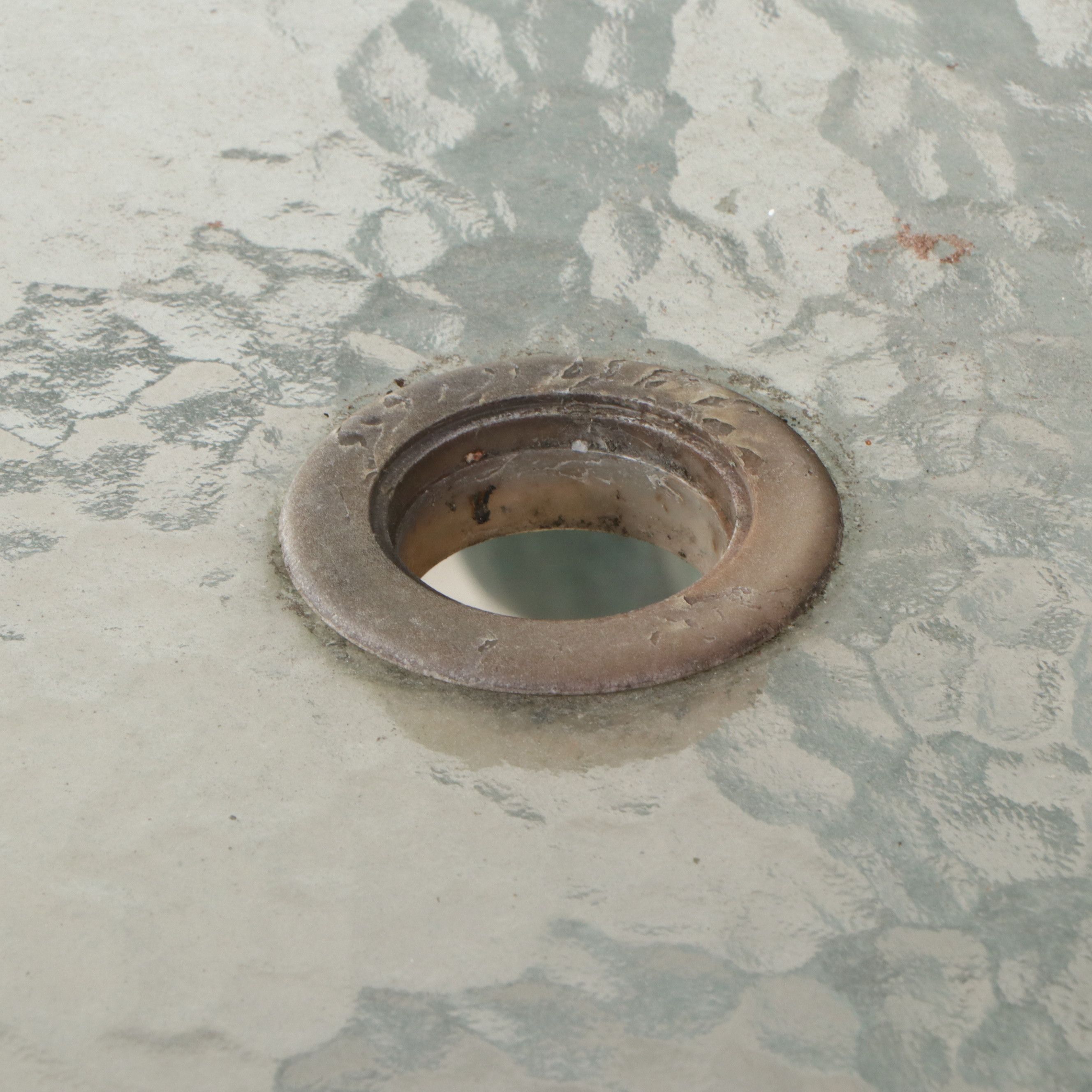 Vintage Powder Coated Aluminum Patio Dining Table with Glass Top