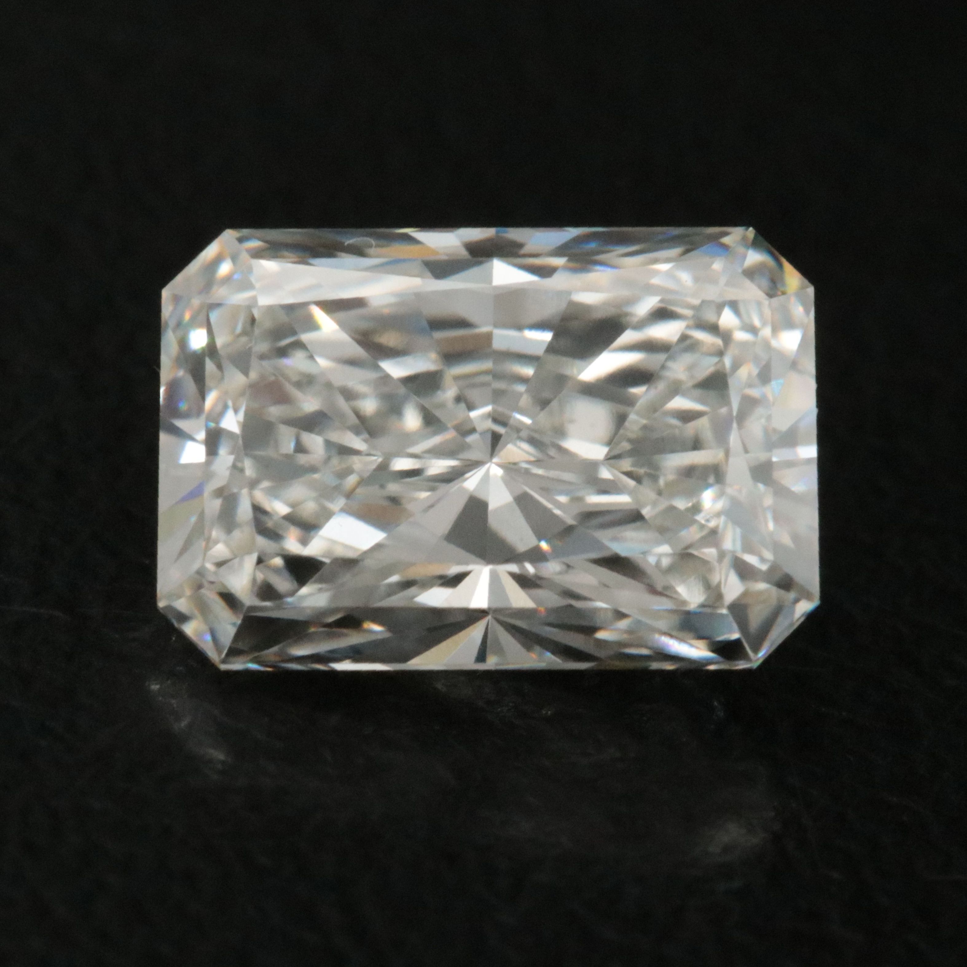Loose 1.87 CT Lab Grown Diamond with IGI Report