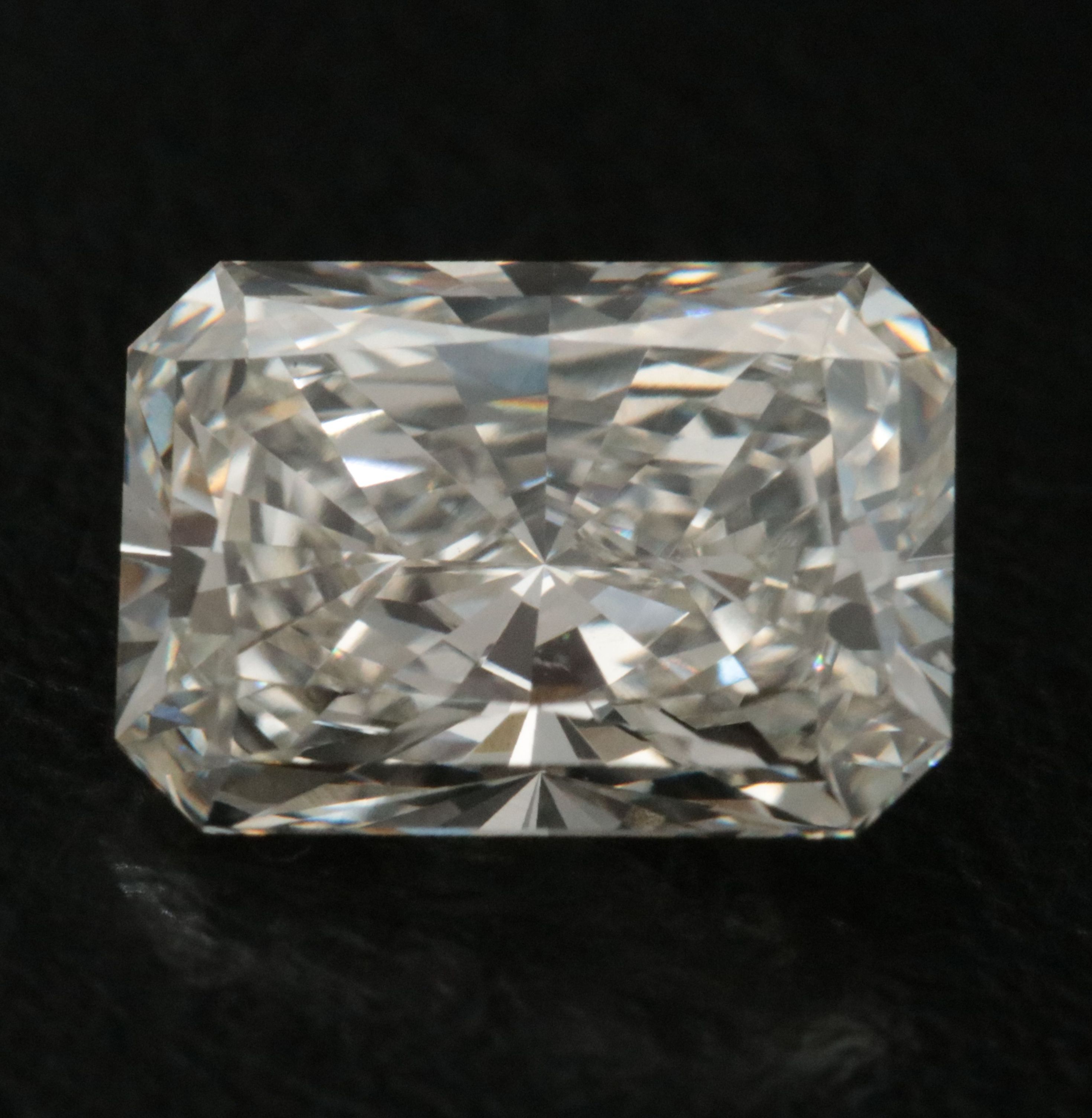 Loose 1.86 CT Lab Grown Diamond with IGI Report