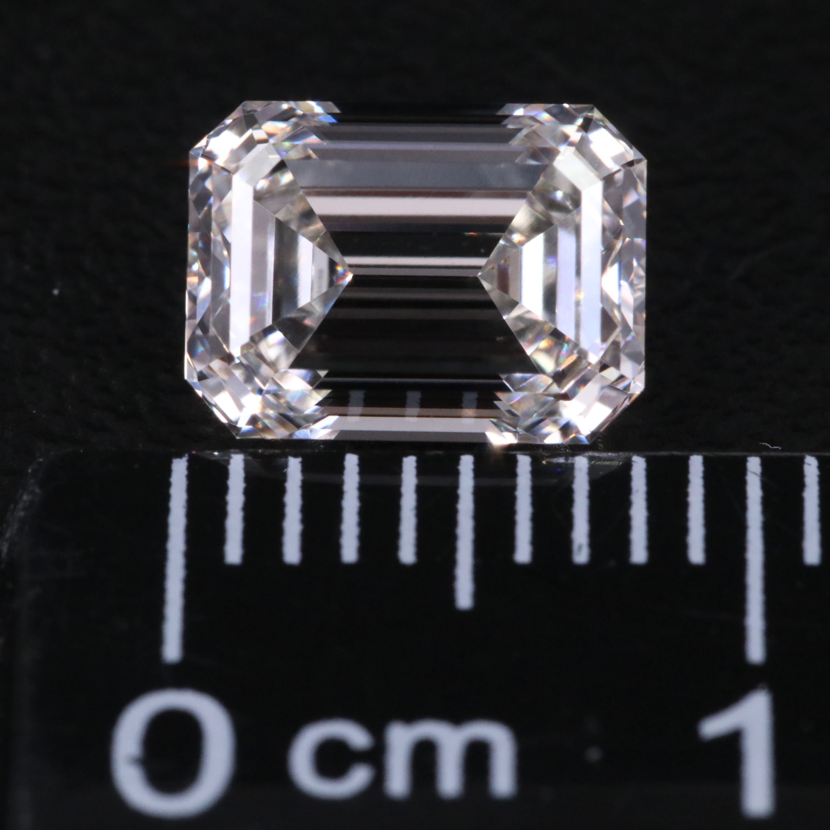Loose 1.90 CT Lab Grown Diamond with IGI Report
