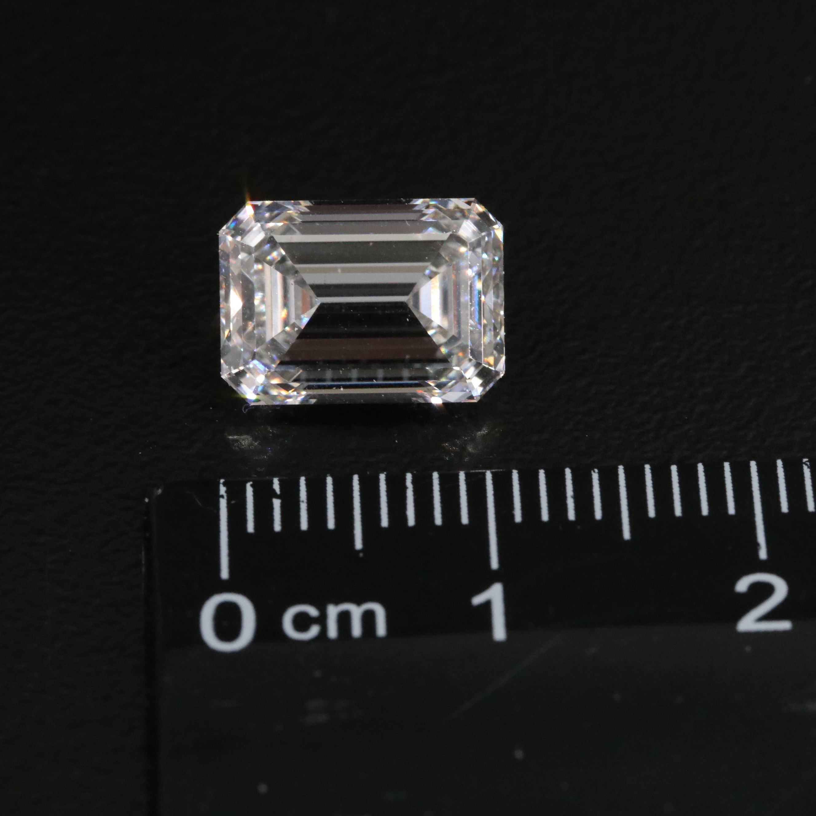 Loose 4.42 CT Lab Grown Diamond with IGI Reporto