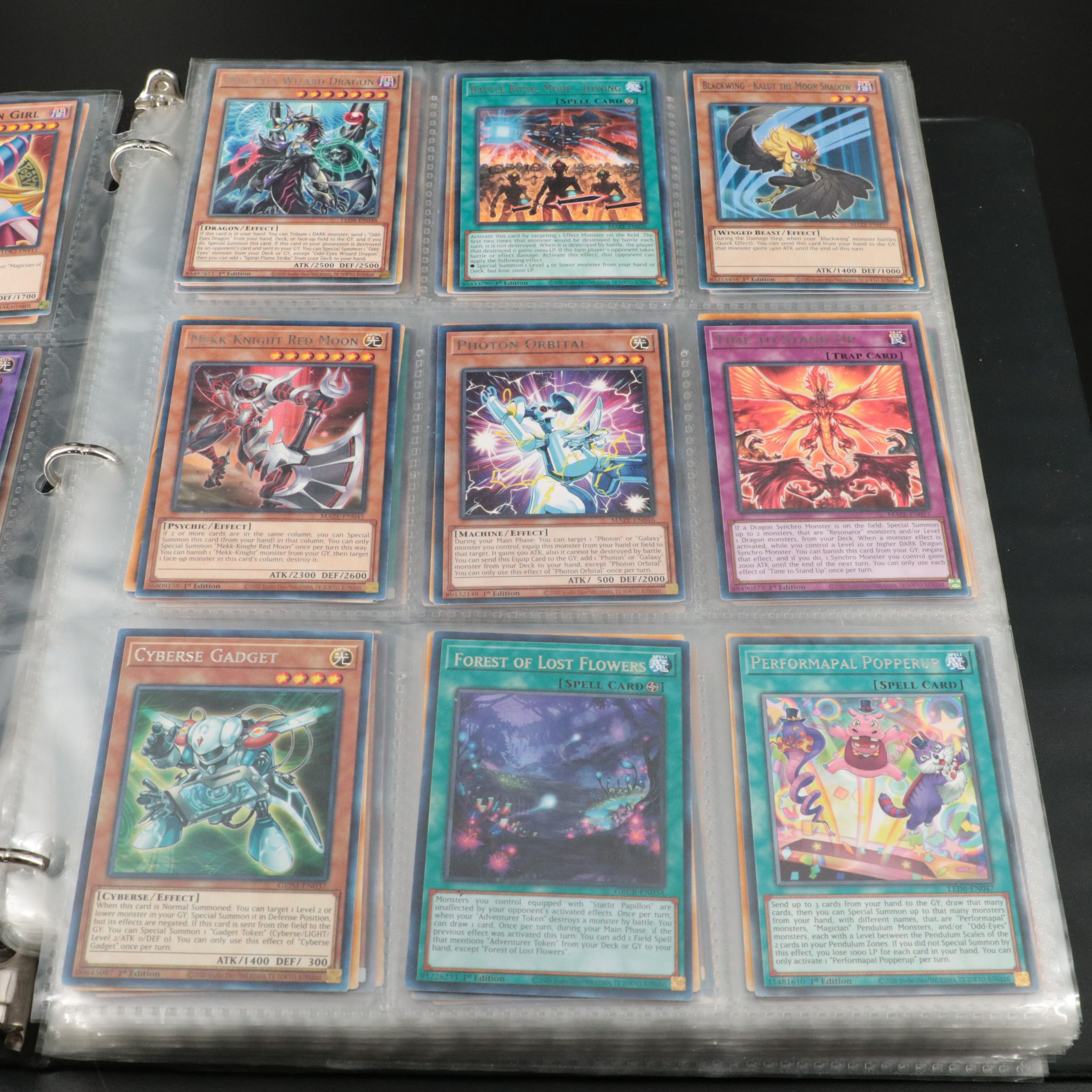 Album of 486 Yu-Gi-Oh! Trading Cards