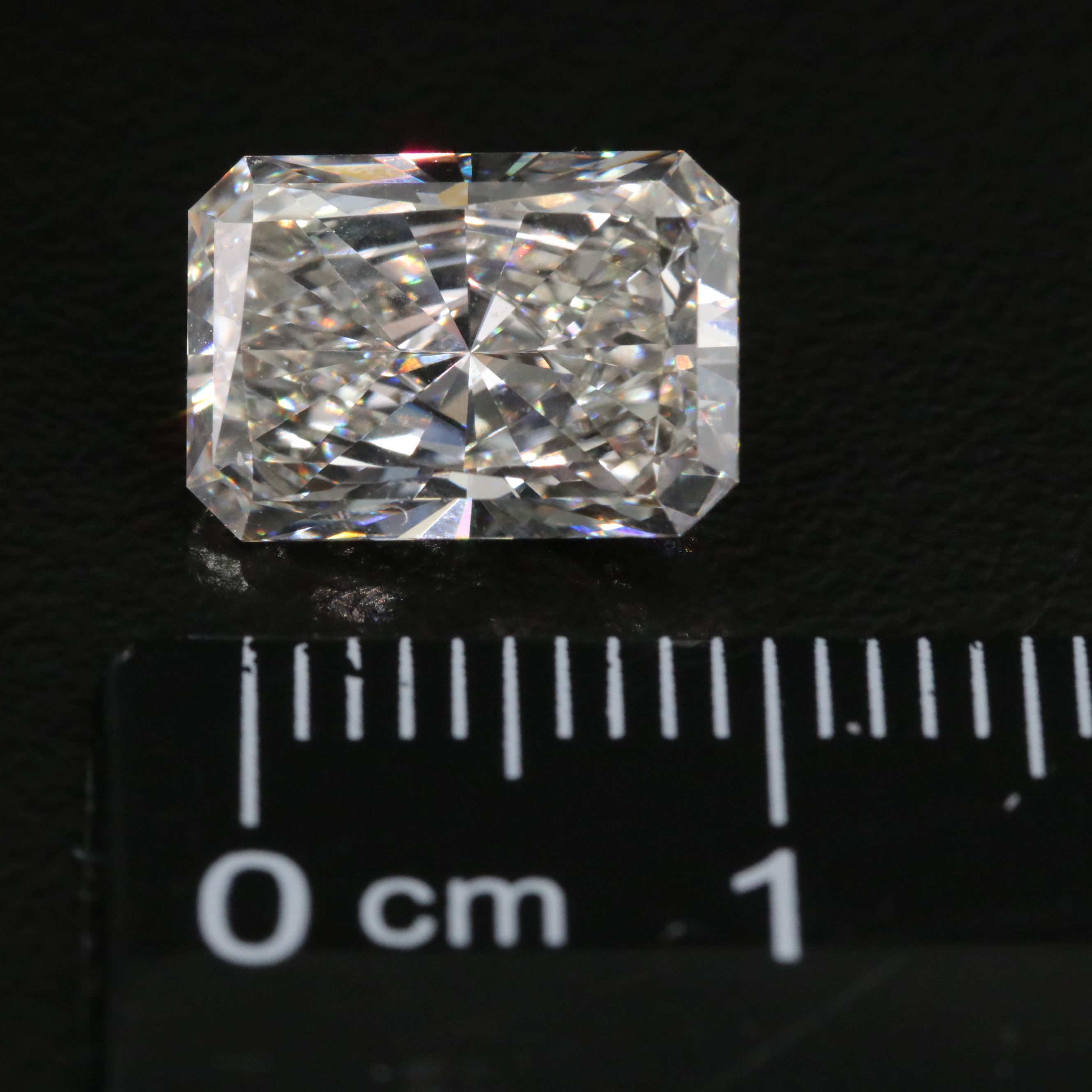 Loose 3.45 CT Lab Grown Diamond with IGI Report