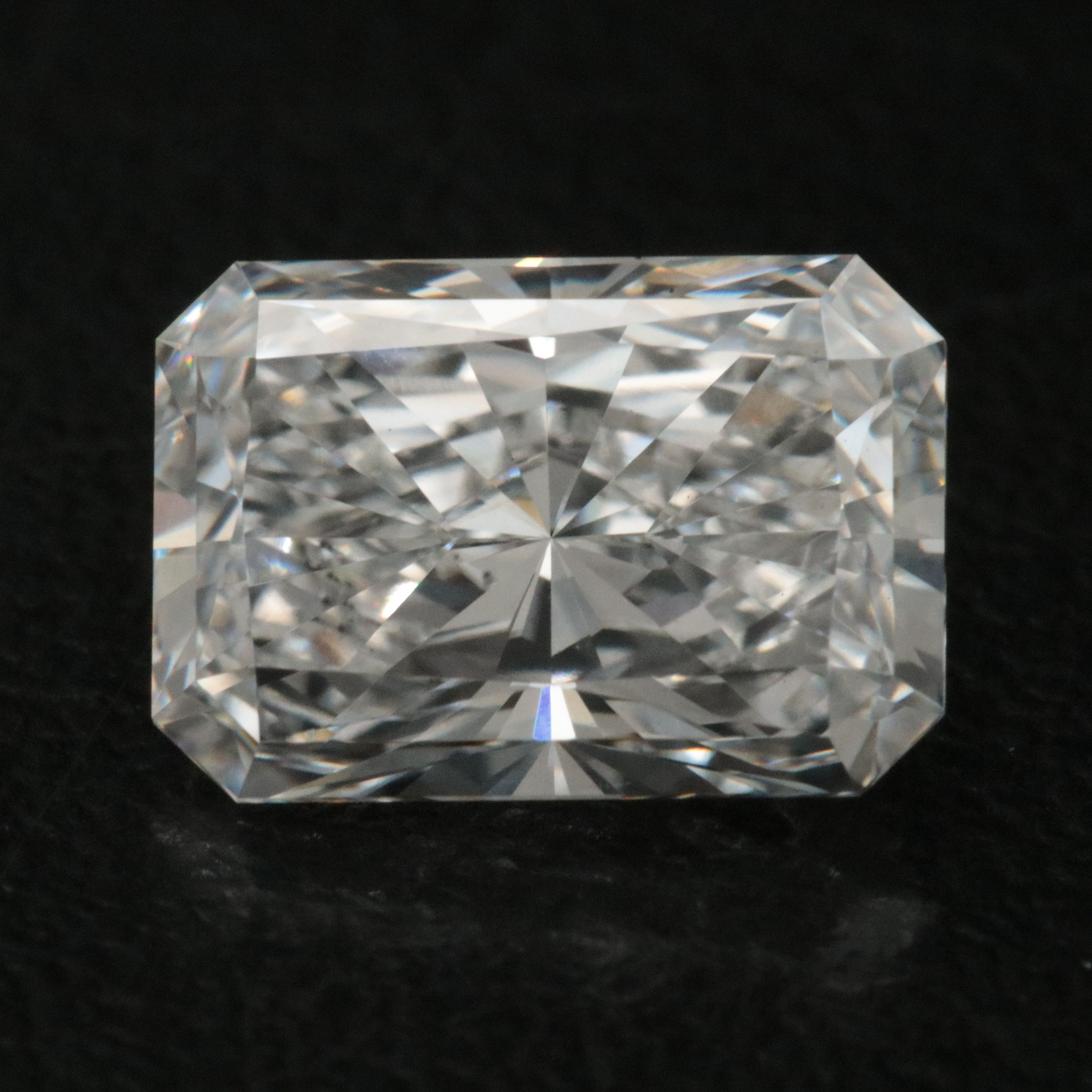 Loose 1.80 CT Lab Grown Diamond with IGI Report