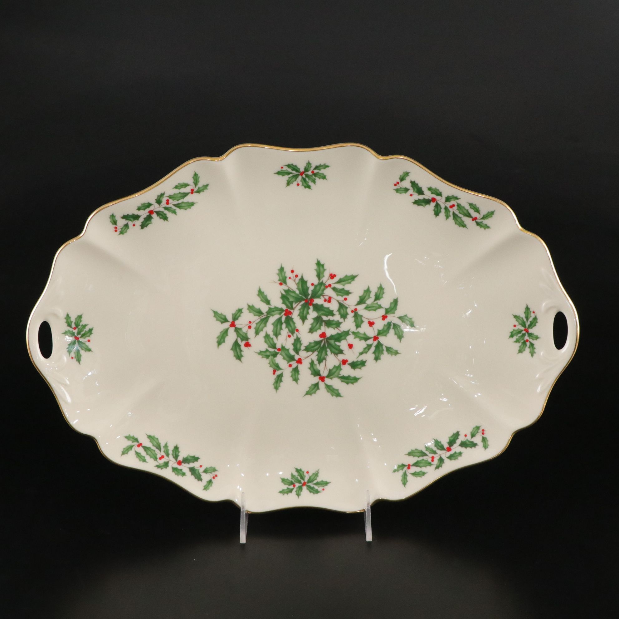 Lenox Porcelain "Winter Greetings" and More Holiday Platters, Vases & Serveware