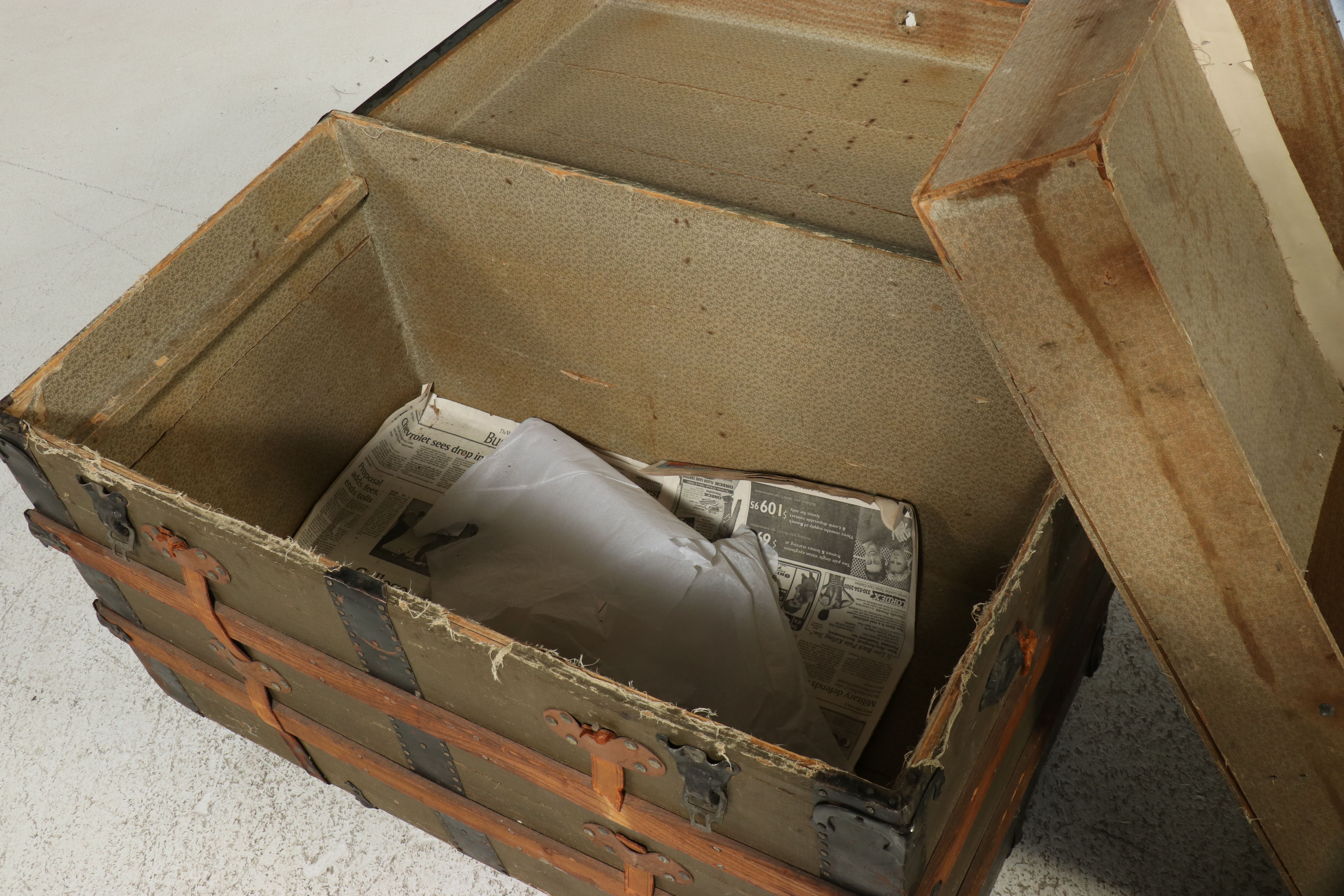 Late Victorian Canvas and Wood Slat Steamer Trunk, Late 19th Century