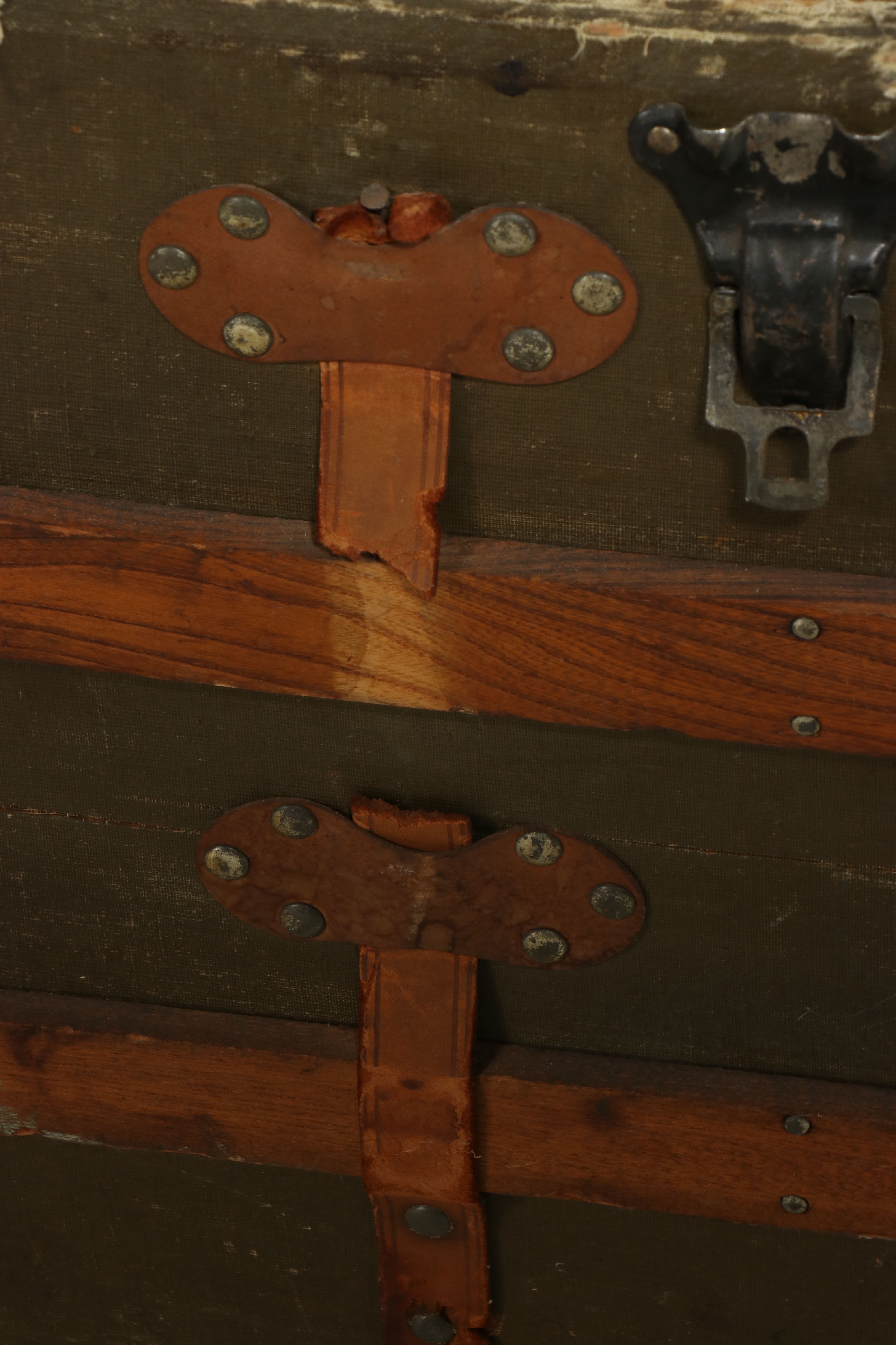 Late Victorian Canvas and Wood Slat Steamer Trunk, Late 19th Century