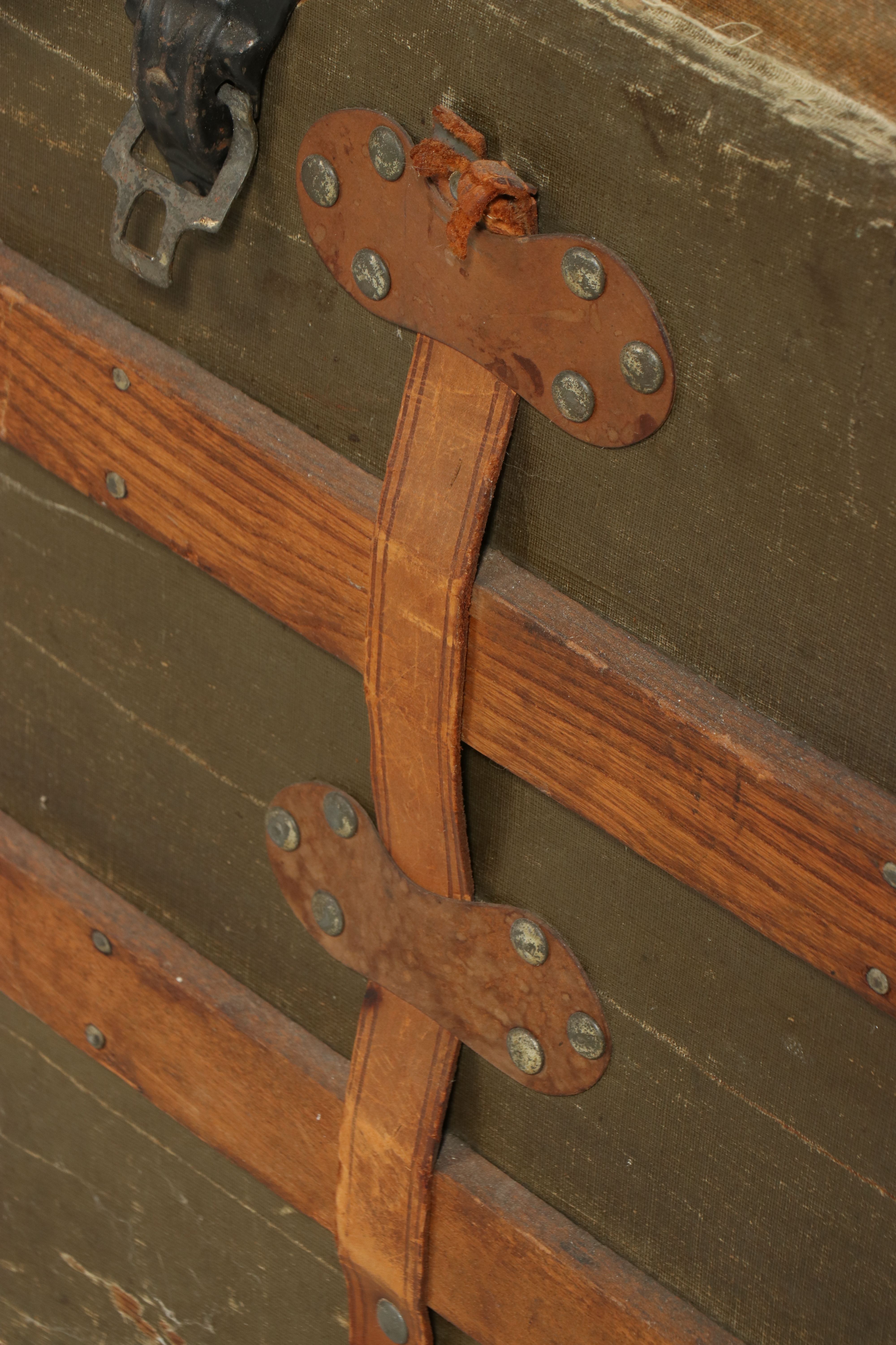 Late Victorian Canvas and Wood Slat Steamer Trunk, Late 19th Century