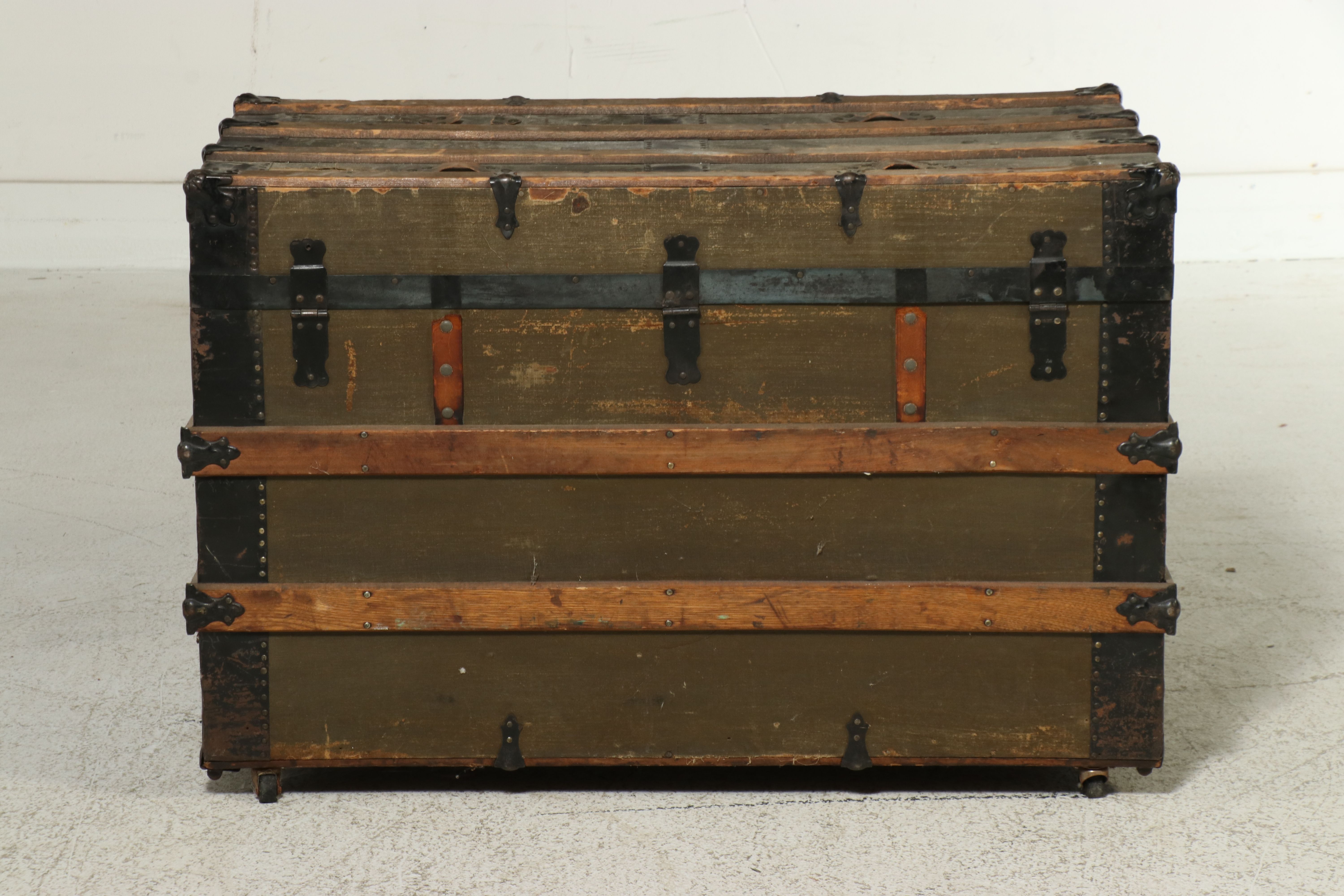 Late Victorian Canvas and Wood Slat Steamer Trunk, Late 19th Century