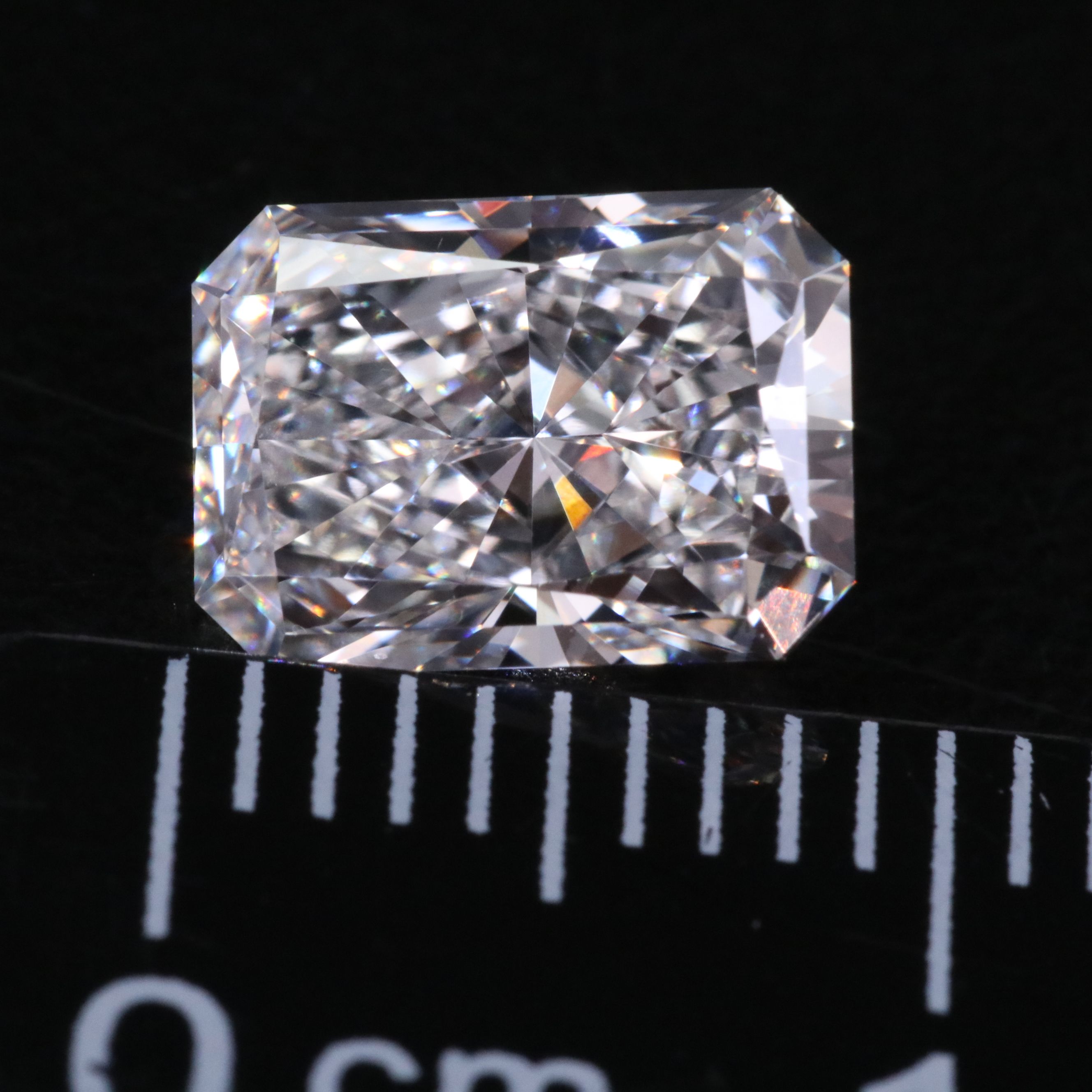 Loose 1.89 CT Lab Grown Diamond with IGI Report