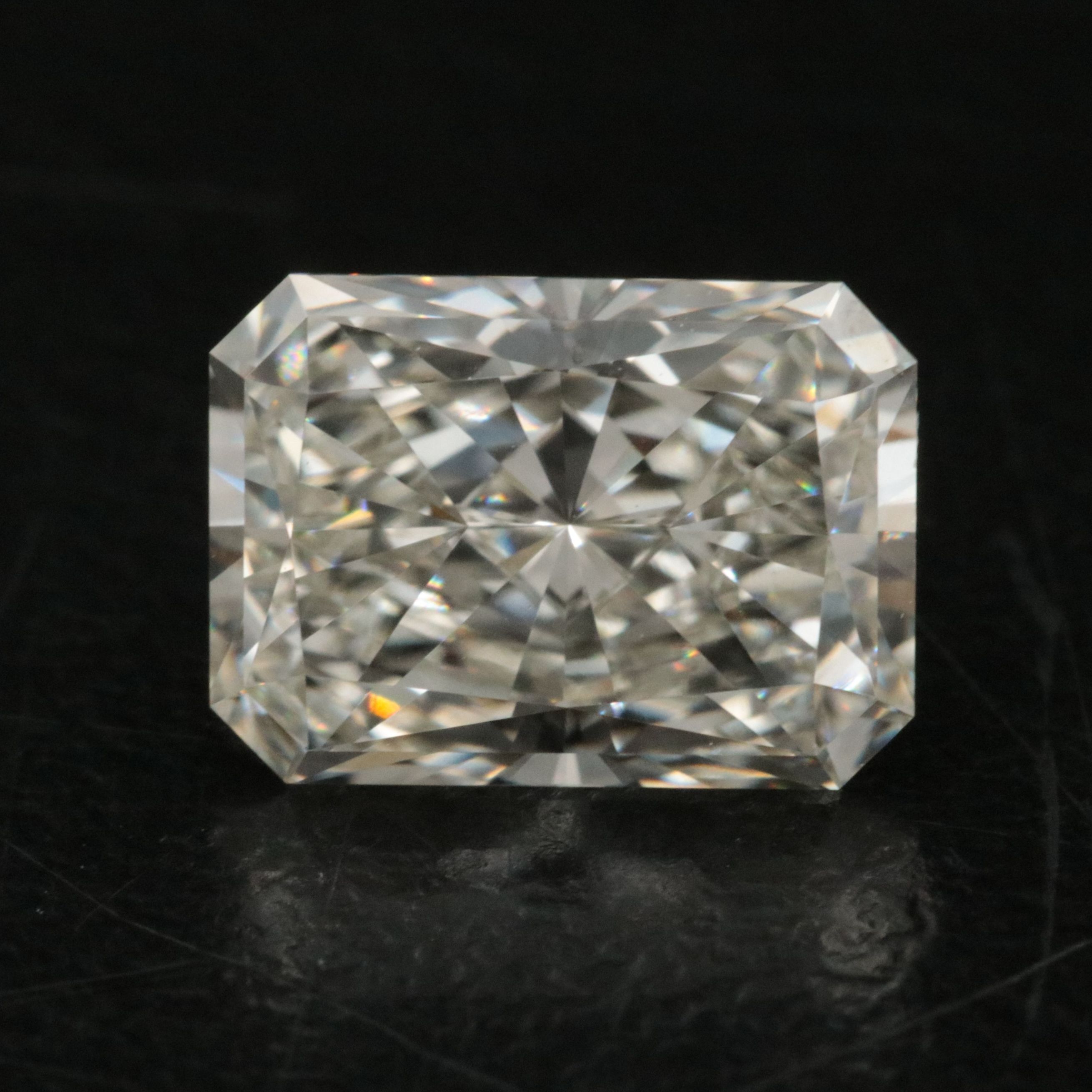 Loose 1.83 CT Lab Grown Diamond with IGI Report
