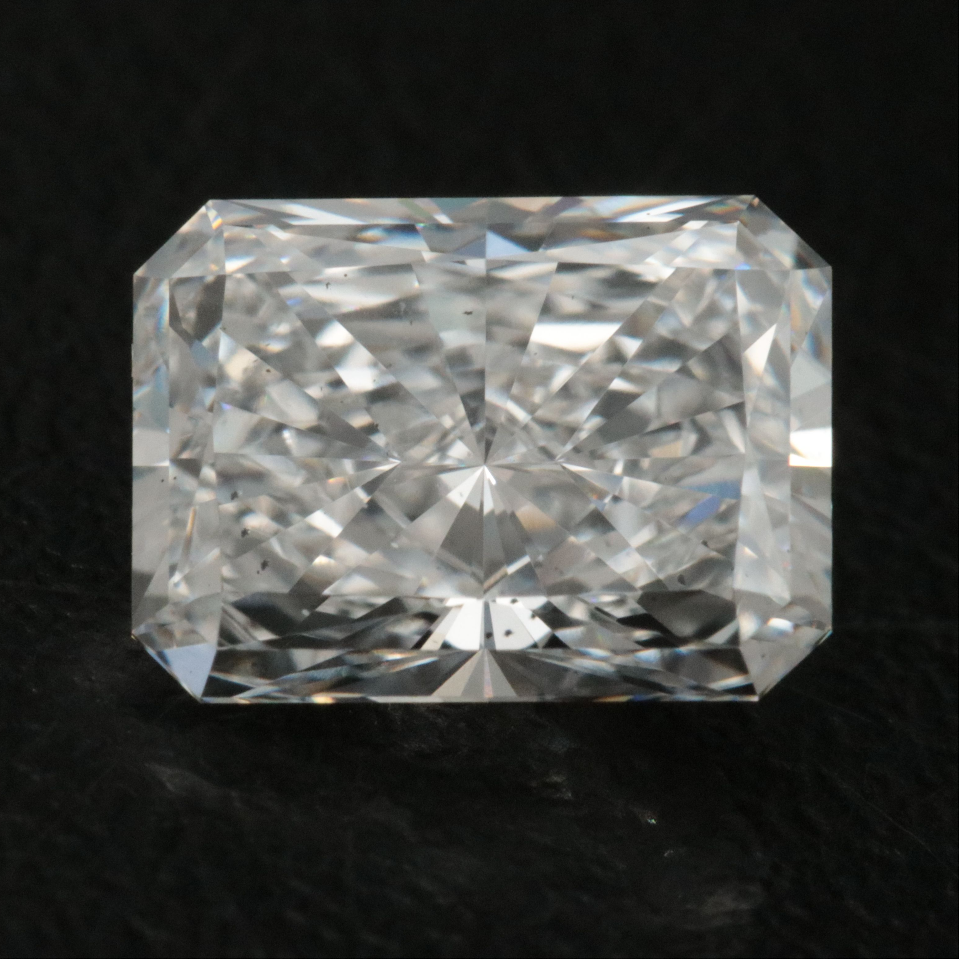 Loose 1.90 CT Lab Grown Diamond with IGI Report