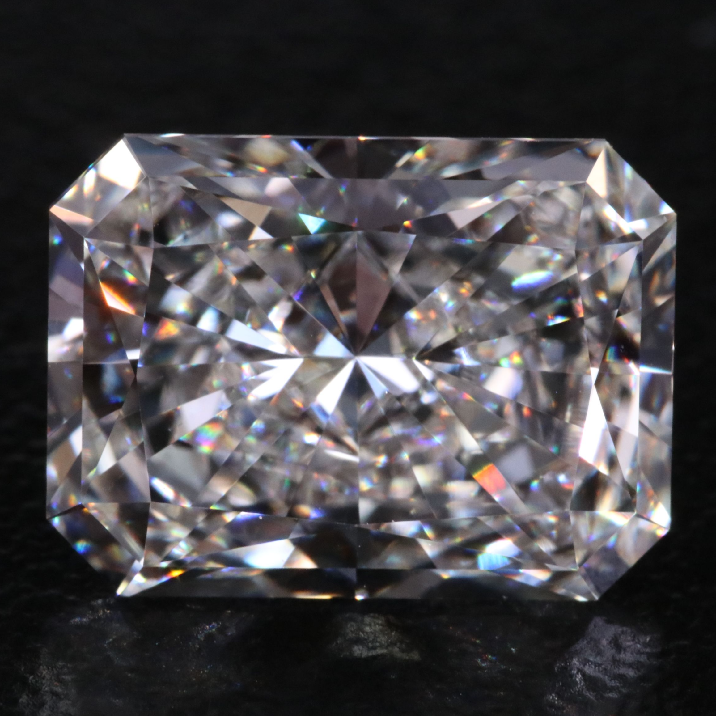 Loose 3.92 CT Lab Grown Diamond with IGI Report