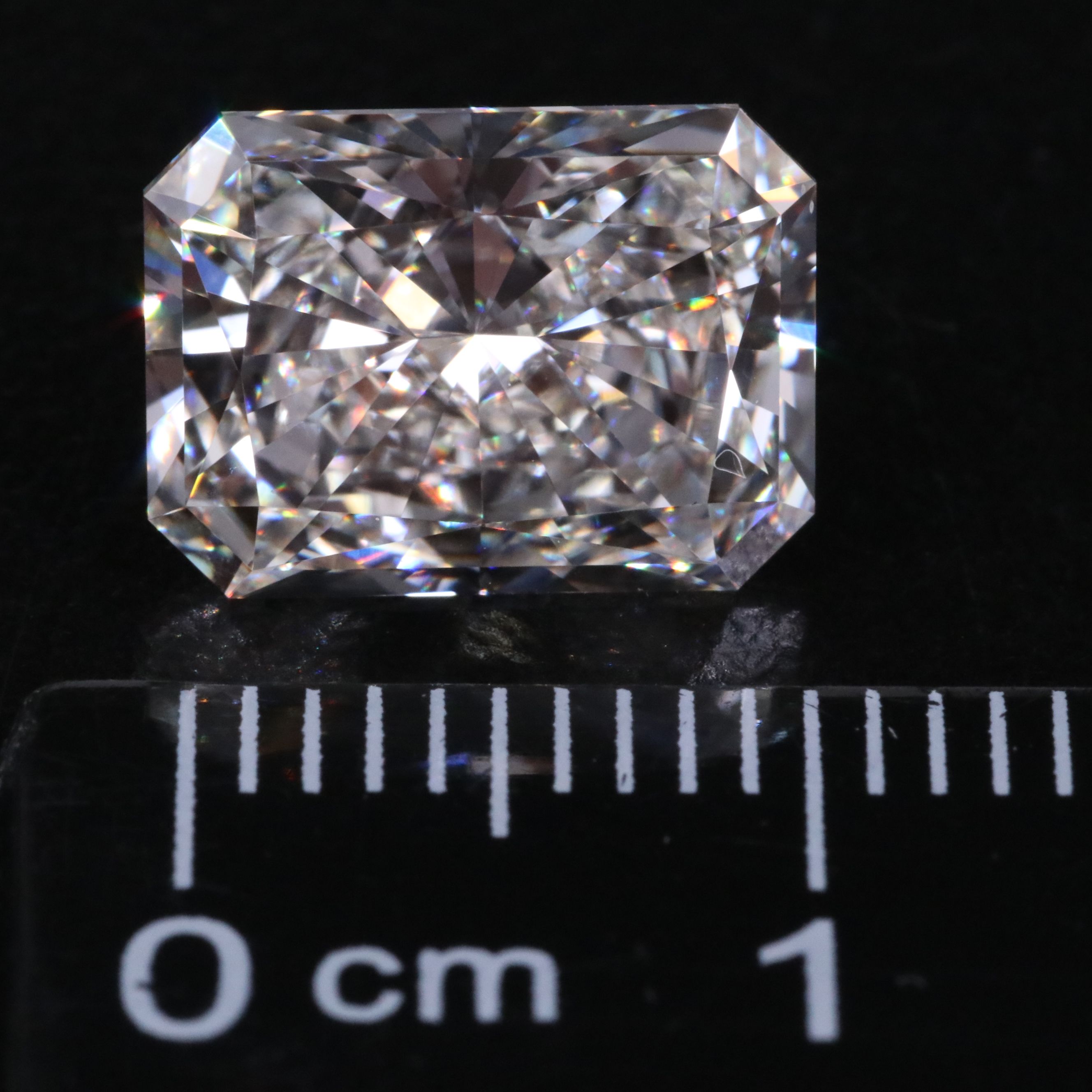 Loose 3.92 CT Lab Grown Diamond with IGI Report