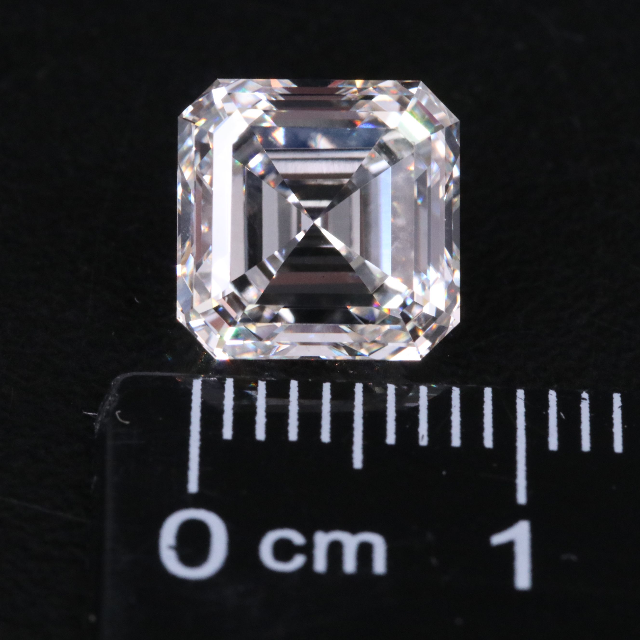 Loose 4.08 CT Lab Grown Diamond with IGI Report