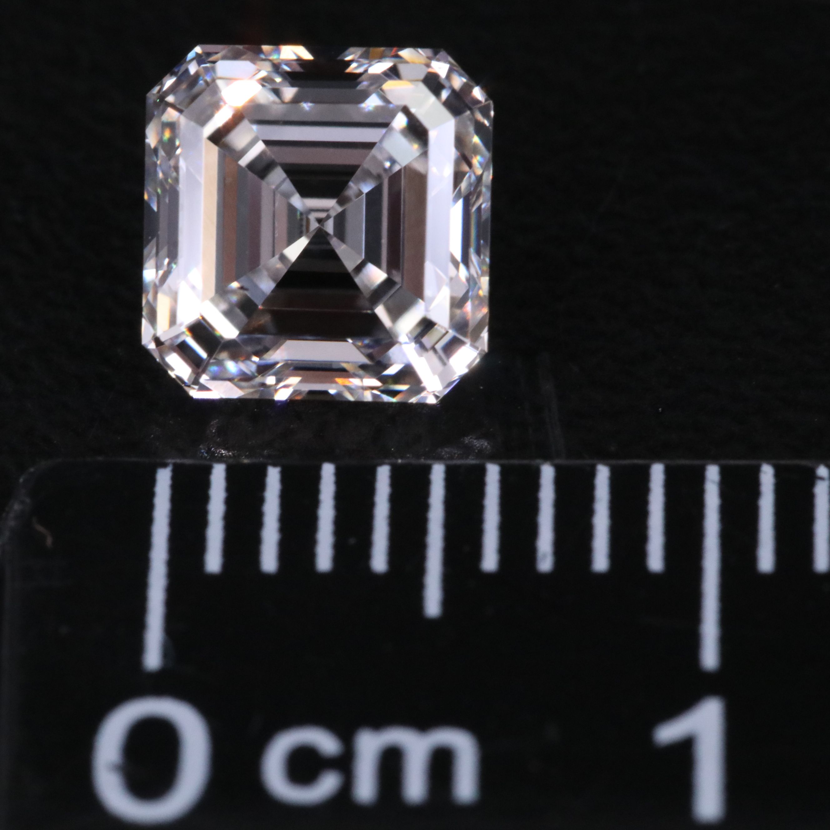 Loose 1.61 CT Lab Grown Diamond with IGI Report