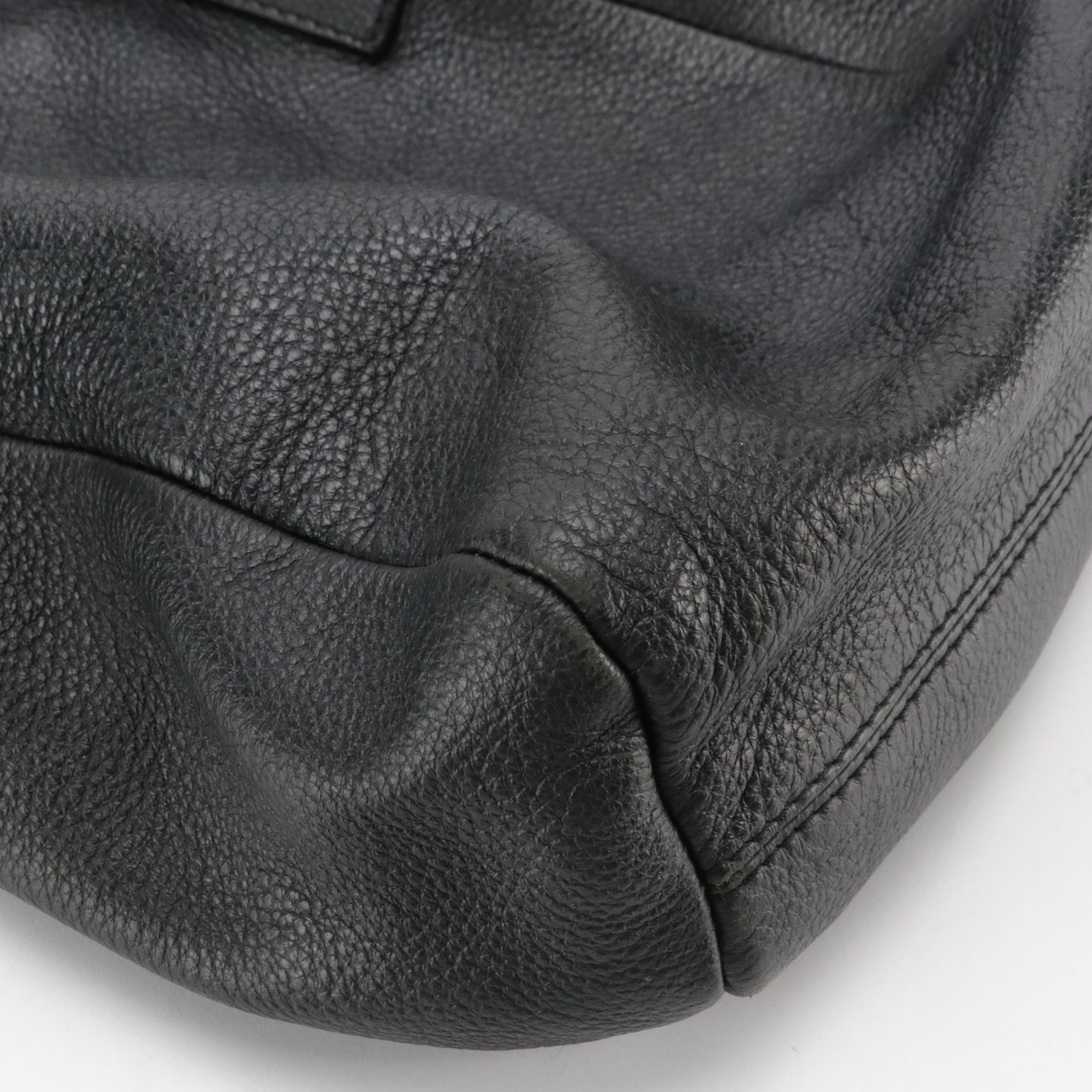 Salvatore Ferragamo Hobo Shoulder Bag in Black Leather with Braided/Woven Detail