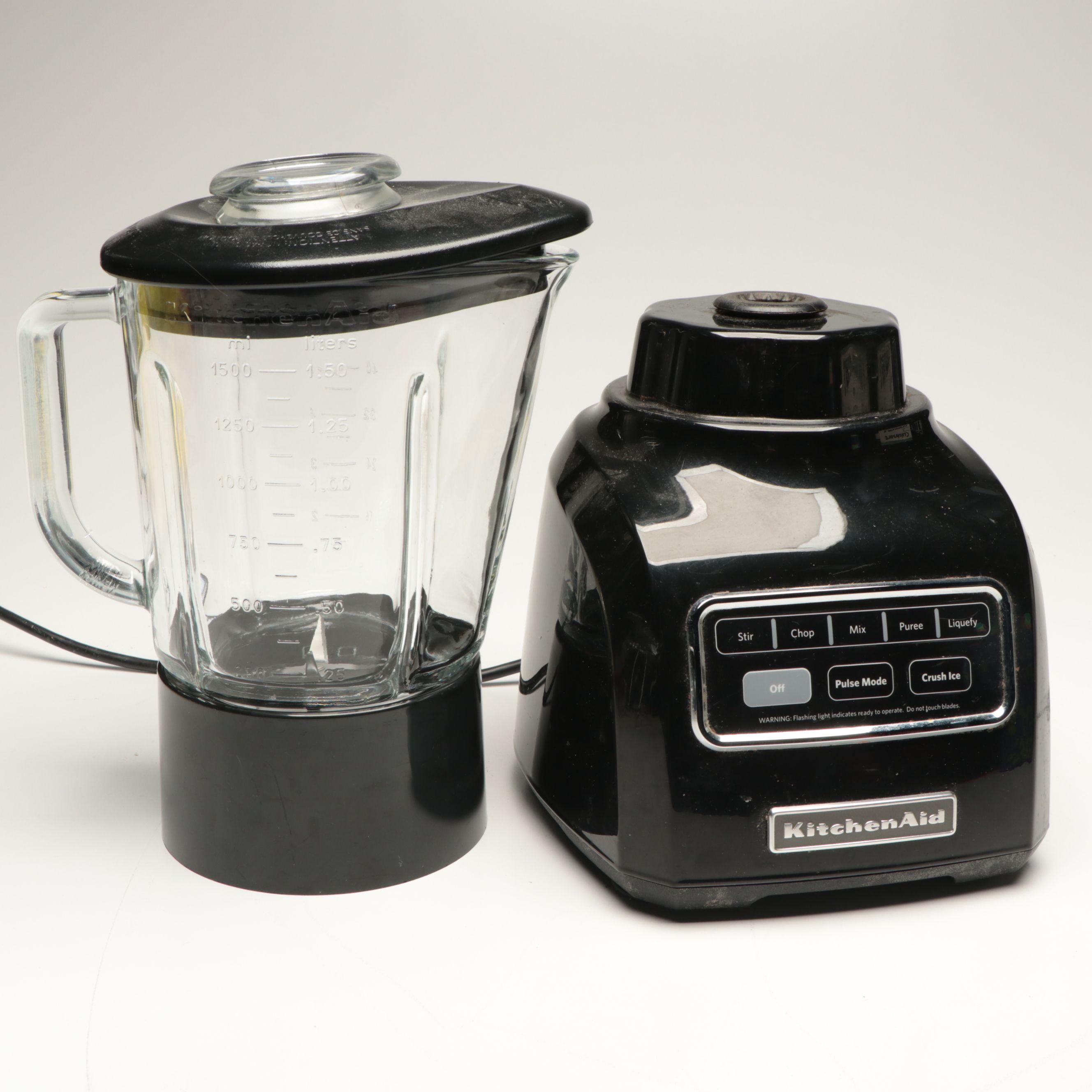 KitchenAid and Ninja Blenders with Cuisinart Pizzelle Press