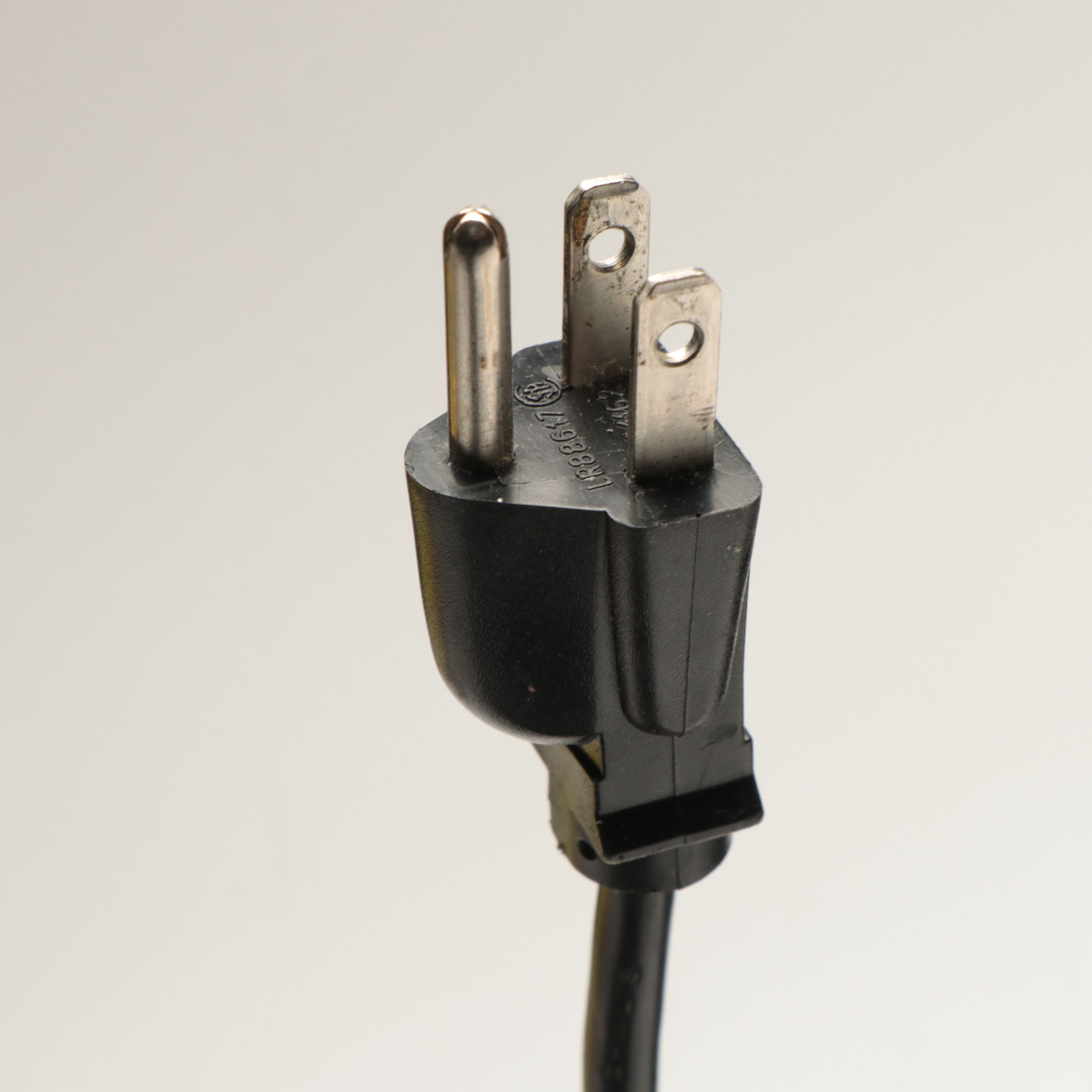 KitchenAid and Ninja Blenders with Cuisinart Pizzelle Press