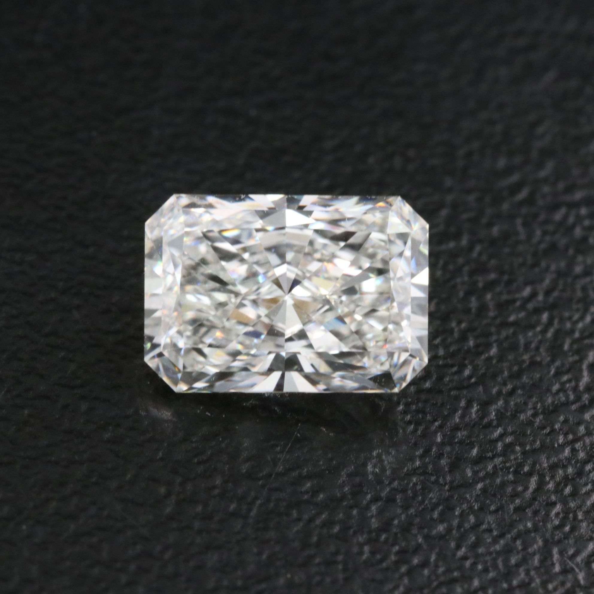Loose 1.70 CT Lab Grown Diamond with IGI Report