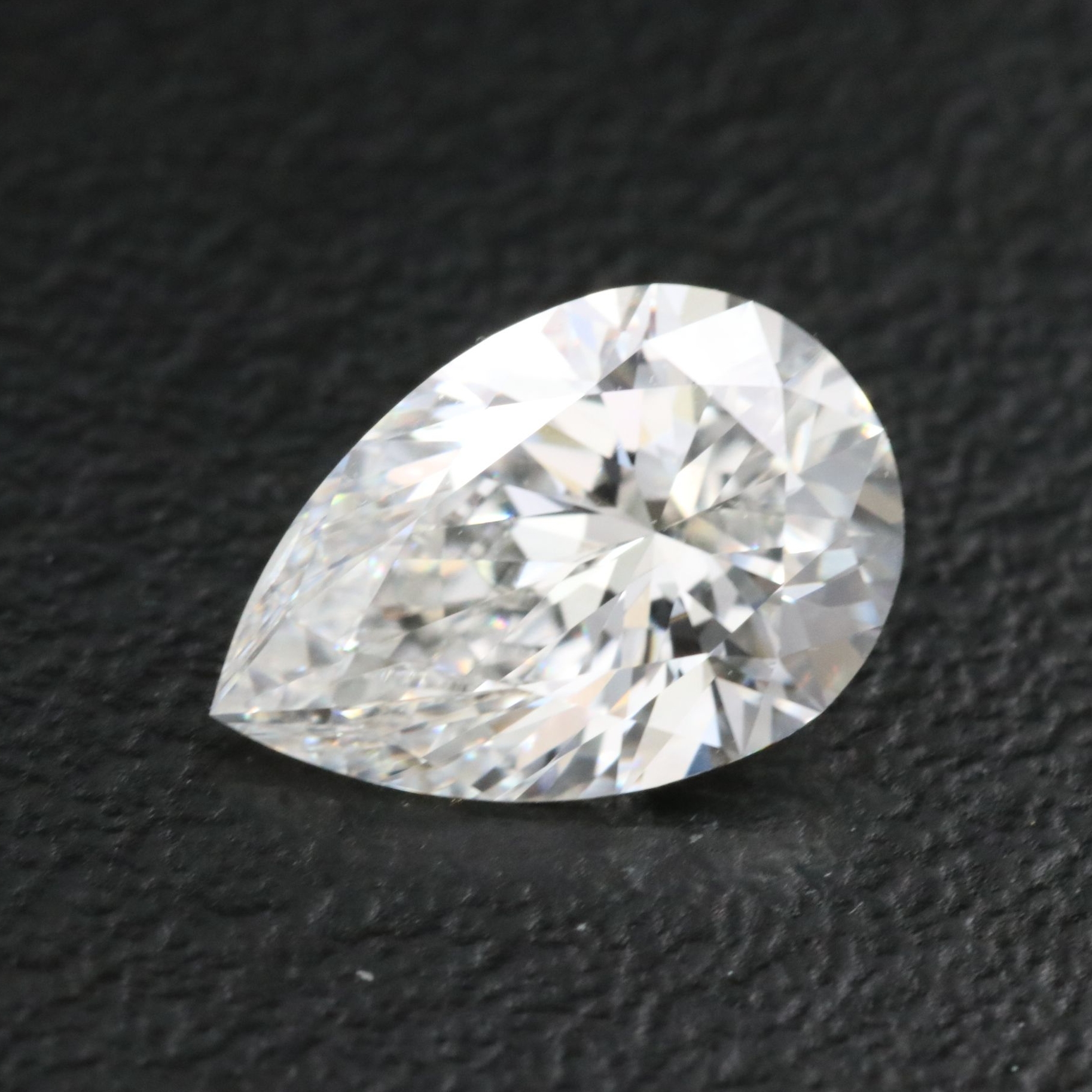 Loose 1.37 CT Lab Grown Diamond with IGI Report