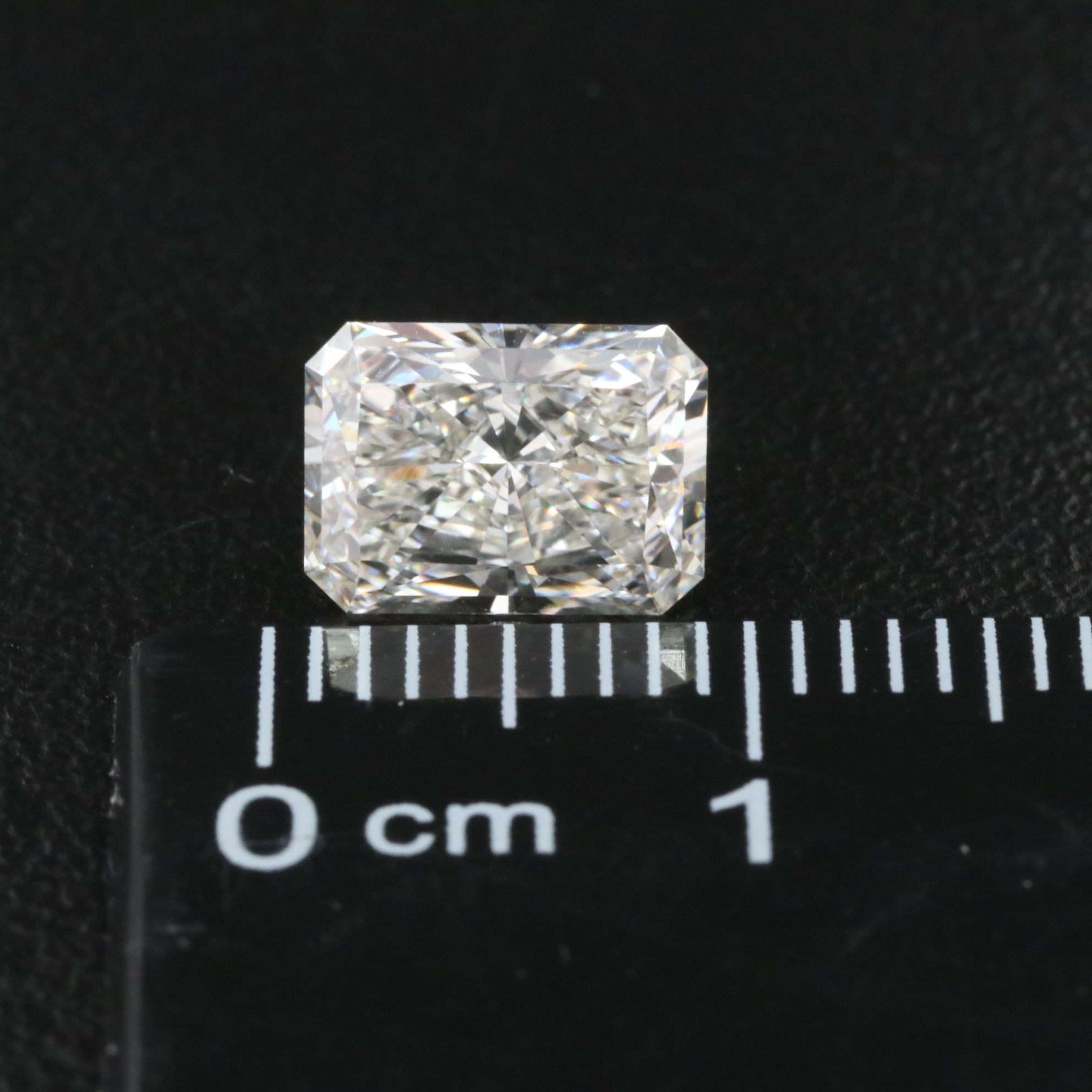 Loose 1.78 CT Lab Grown Diamond with IGI Report