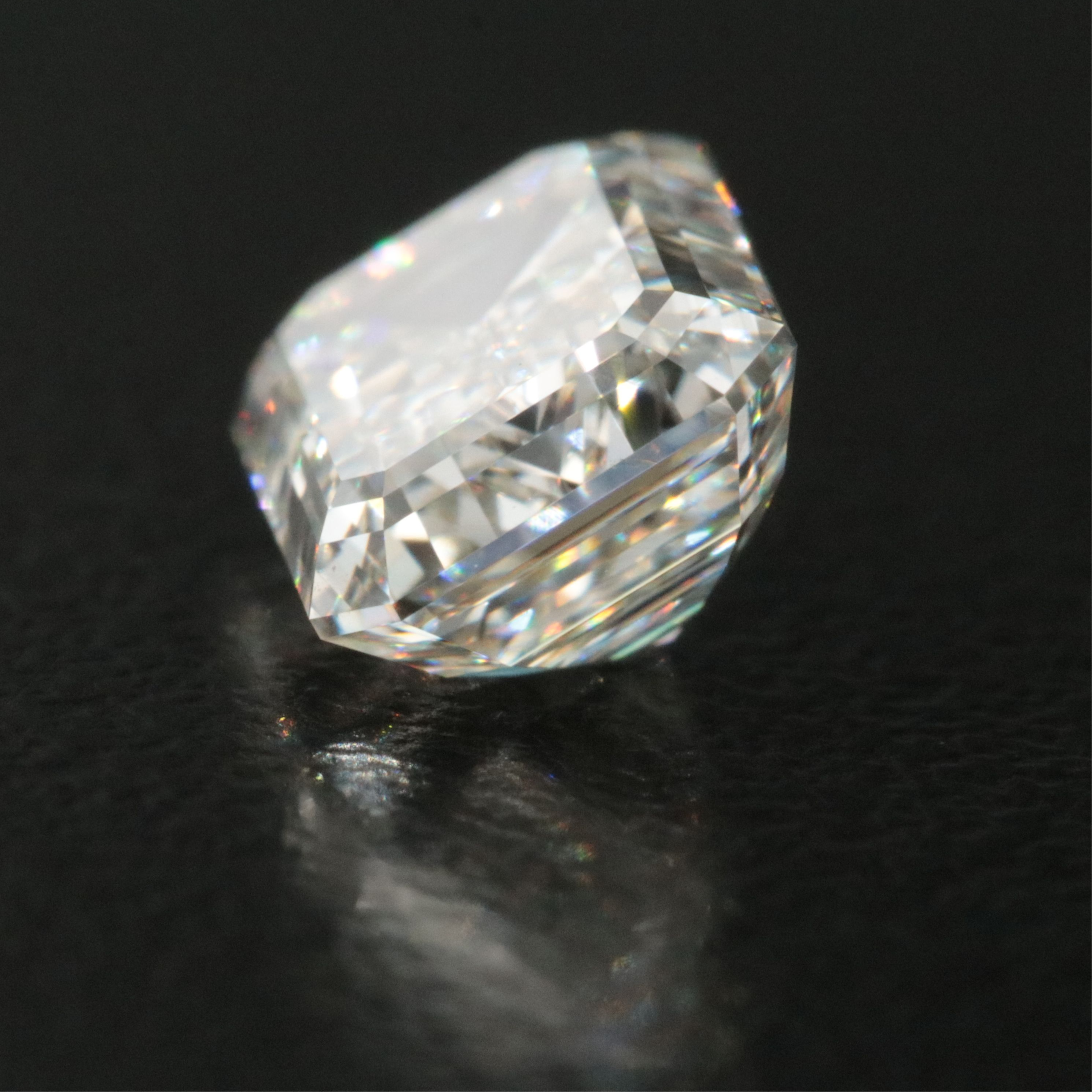 Loose 1.71 CT Lab Grown Diamond with IGI Report